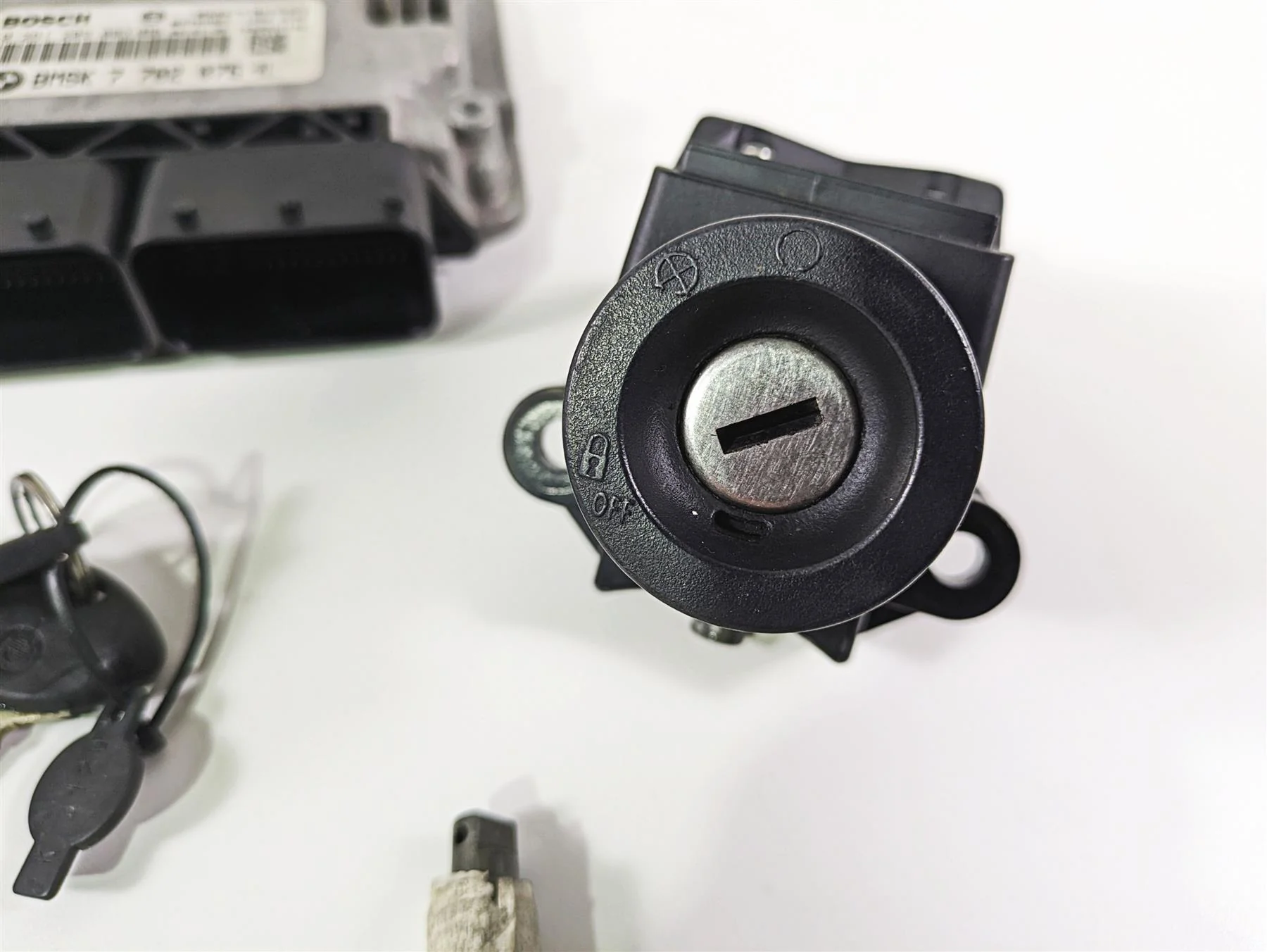 2006 BMW R1200GS K255 Adv Cdi Ignition Switch Key Locks Set 13618521661 7702076 - Image 7