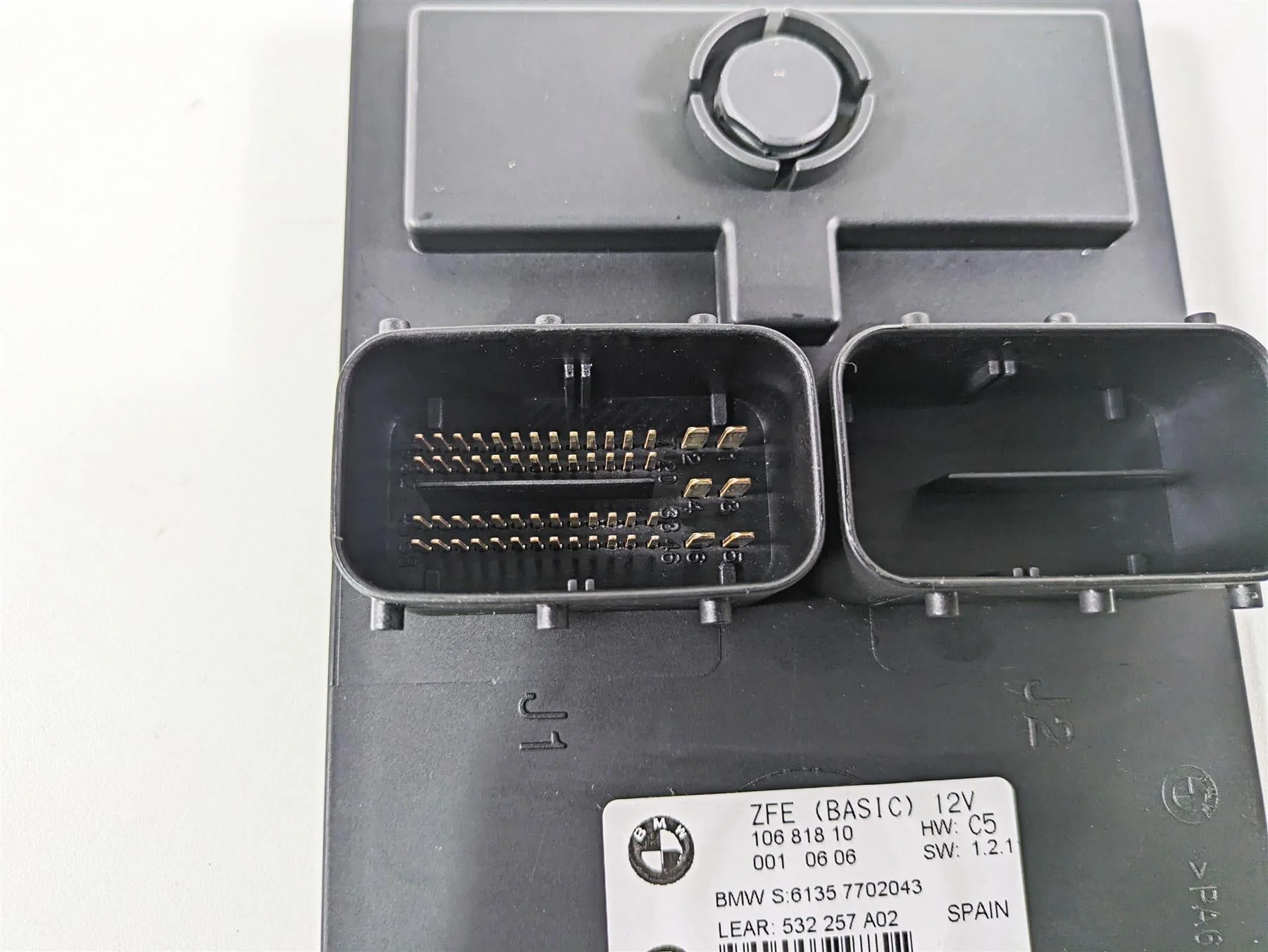 2006 BMW R1200GS K255 Adv Central Chassis Electronics Zfe Basic 61357702043 - Image 10