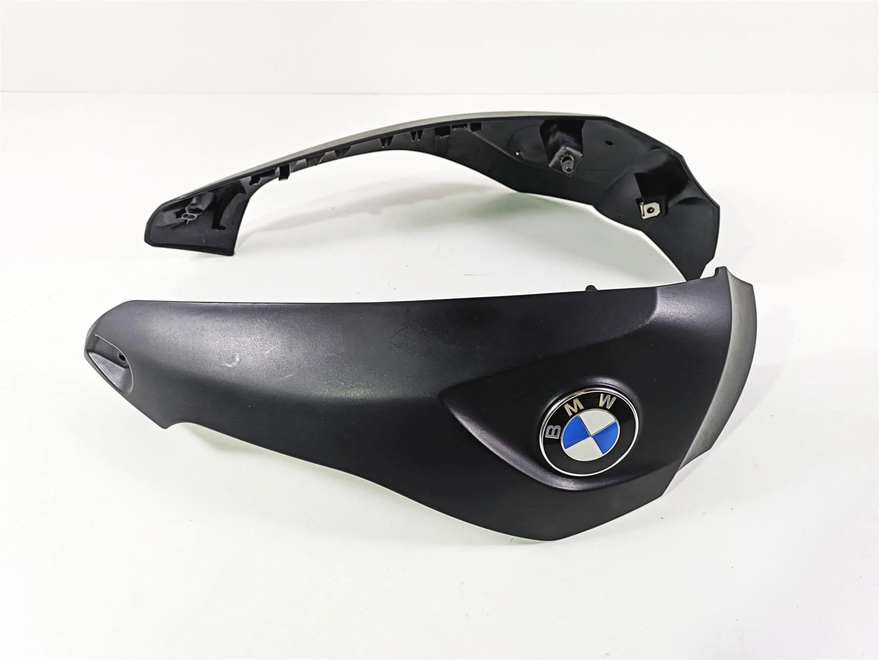 2006 BMW R1200GS K255 Adv Emblem Tank Side Cover Set 46637694966 46637694965