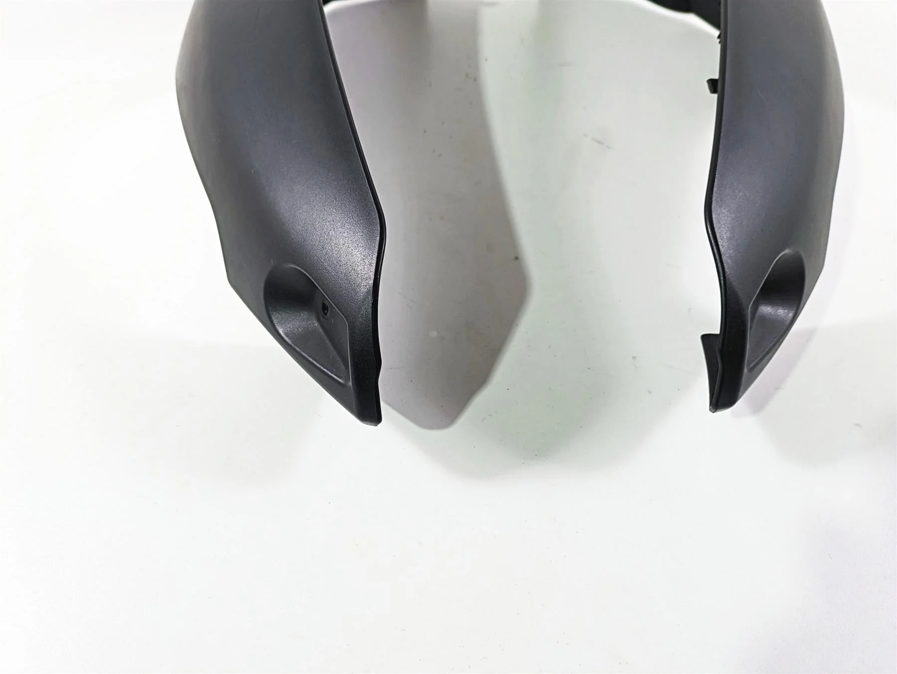 2006 BMW R1200GS K255 Adv Emblem Tank Side Cover Set 46637694966 46637694965 - Image 7