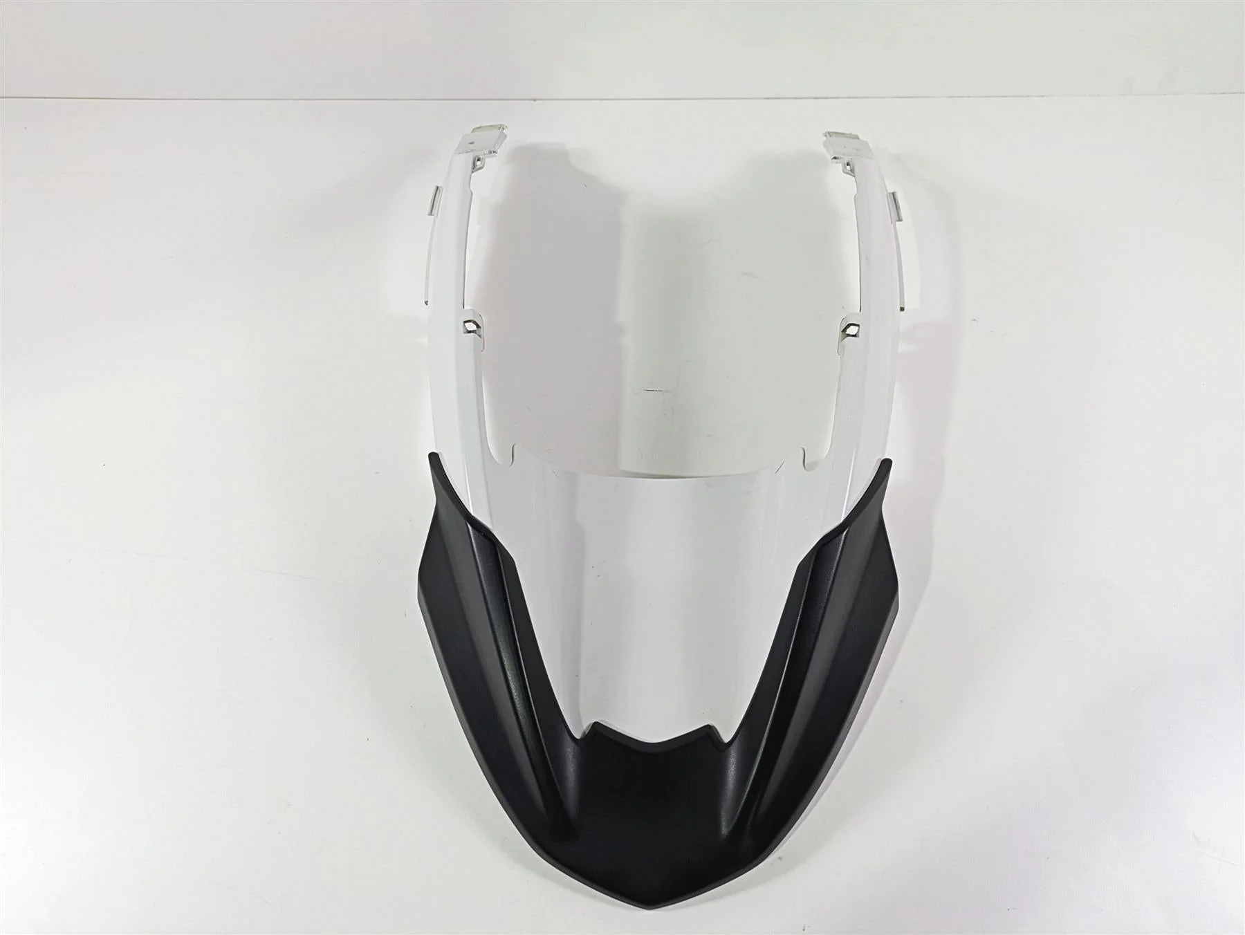2006 BMW R1200GS K255 Adv Front Upper Fender 46617667678 - Image 5