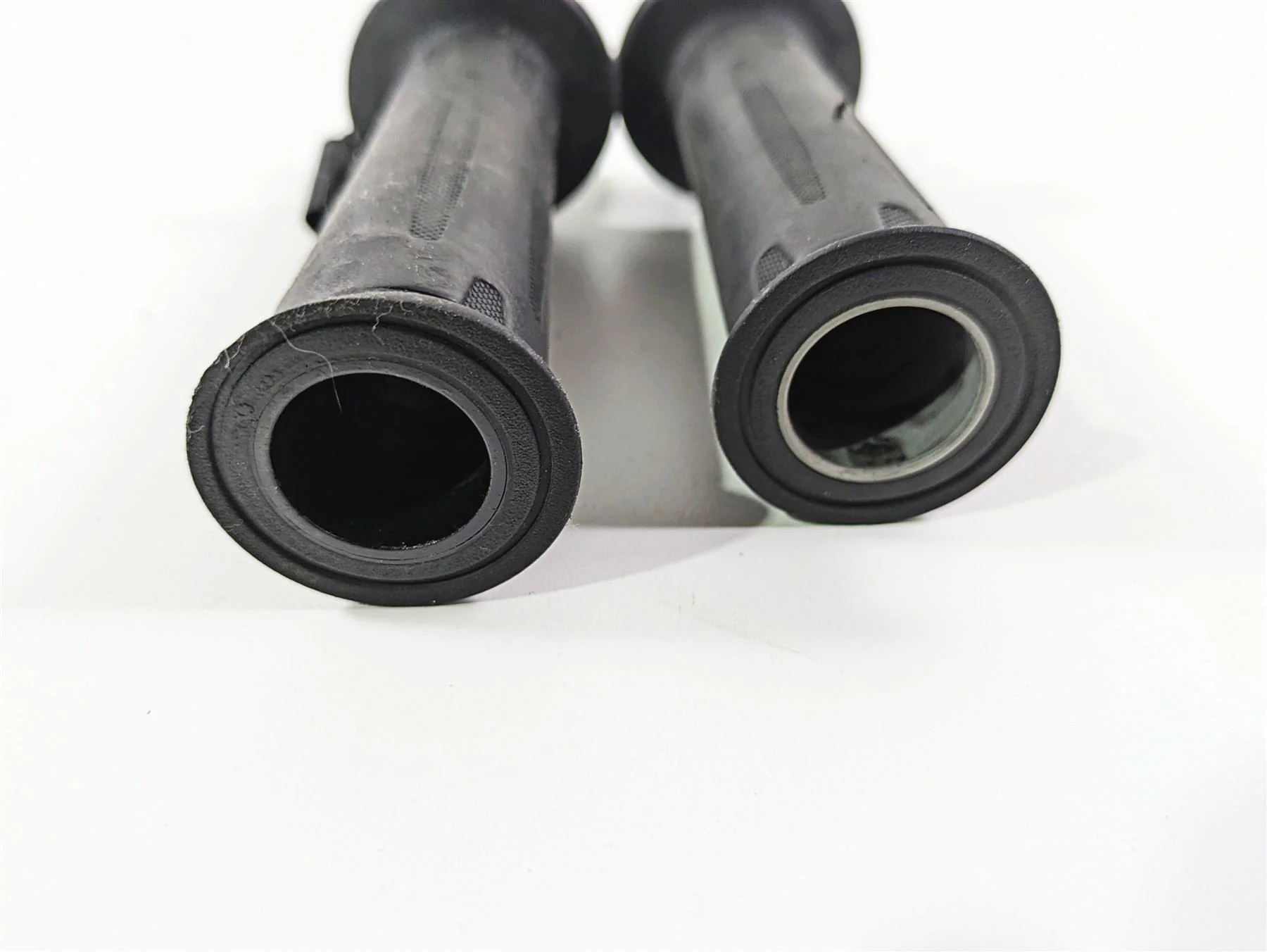 2006 BMW R1200GS K255 Adv Heated Handlebar Grips Set 61317727067 61317695470 - Image 8