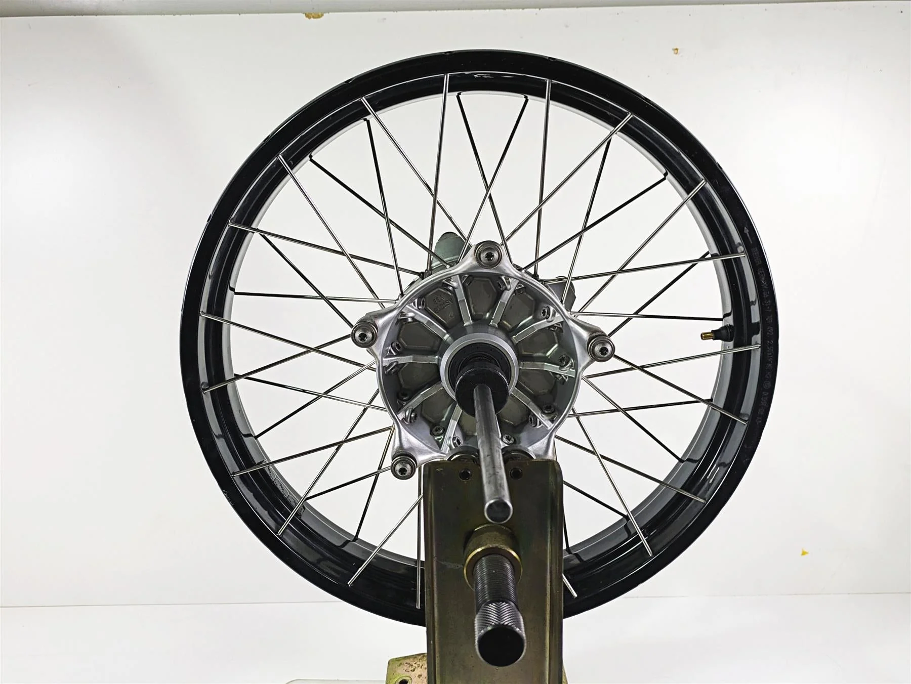 2006 BMW R1200GS K255 Adv Straight 19x2.5 Front Wheel Spoke Rim 36317710866
