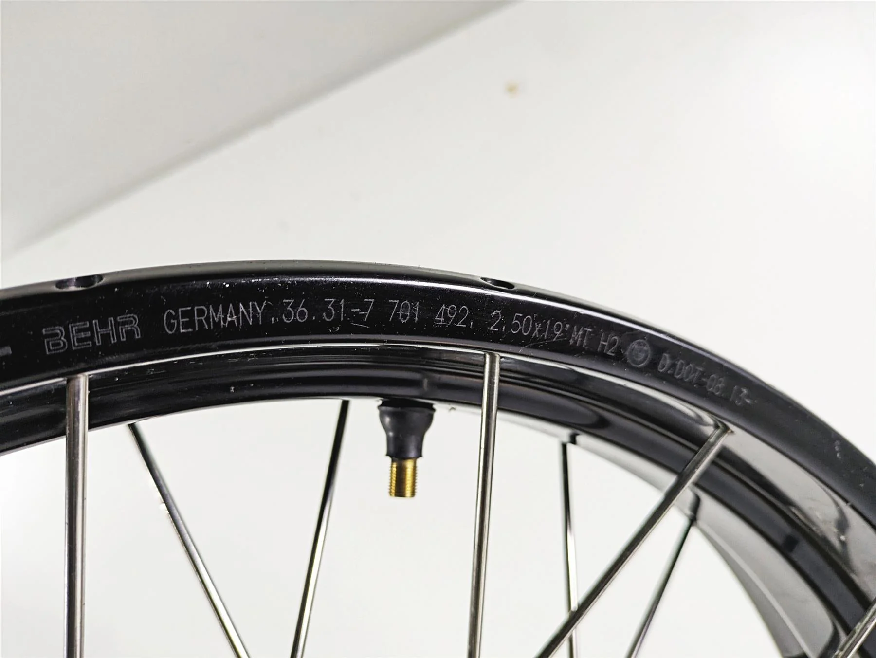 2006 BMW R1200GS K255 Adv Straight 19x2.5 Front Wheel Spoke Rim 36317710866 - Image 8
