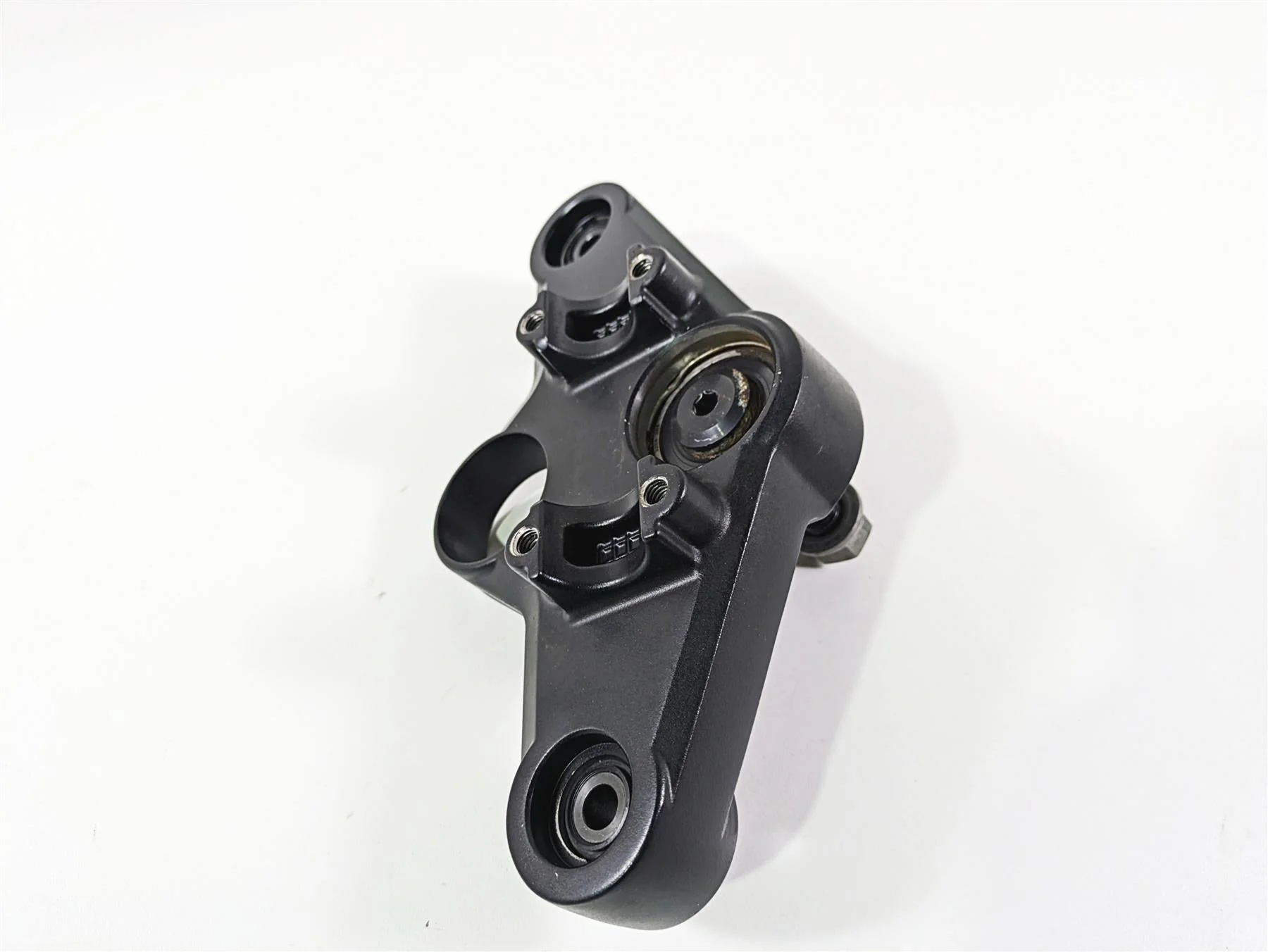 2006 BMW R1200GS K255 Adv Upper Triple Tree Steering Clamp 31427718170 - Image 4