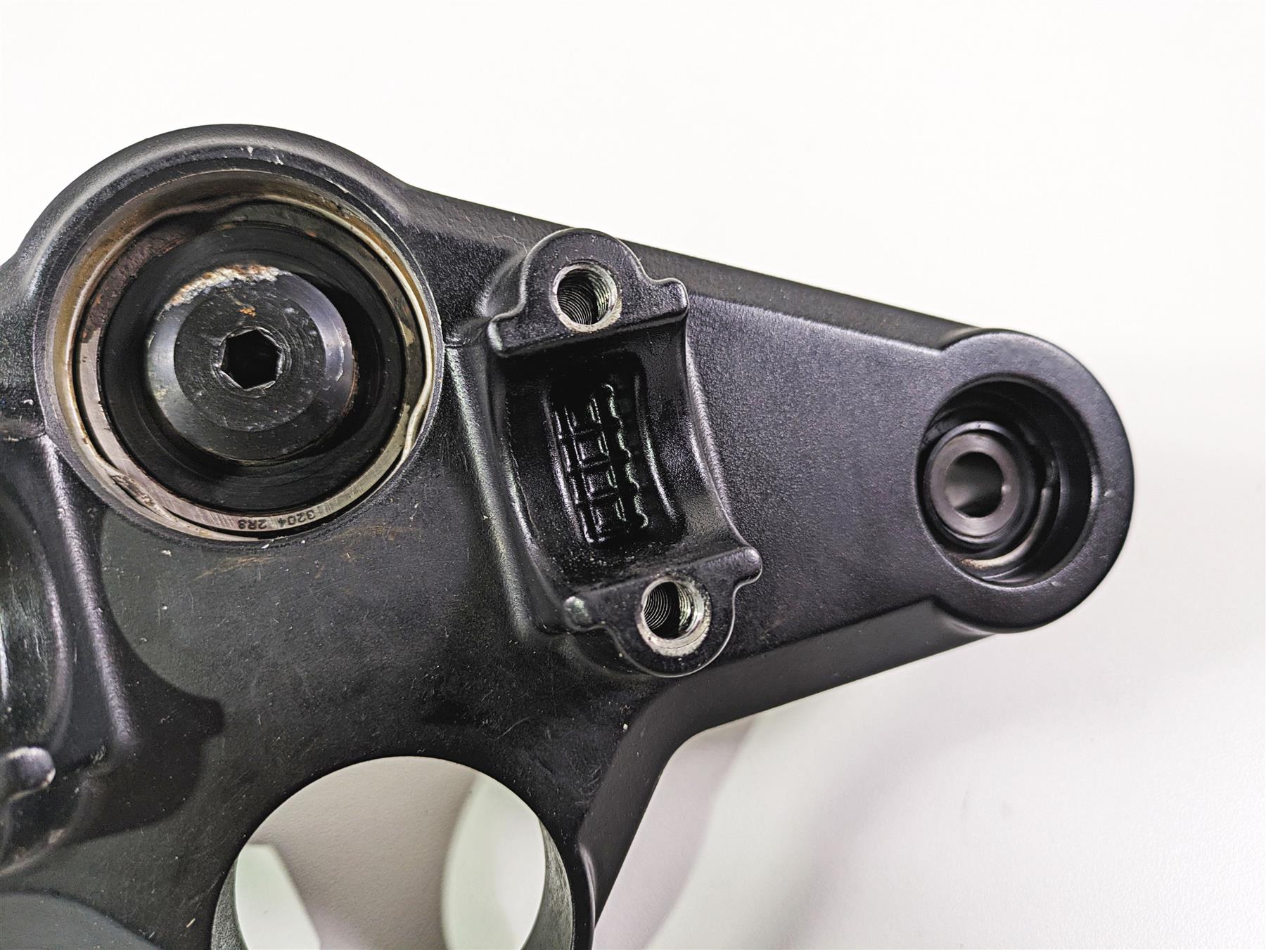 2006 BMW R1200GS K255 Adv Upper Triple Tree Steering Clamp 31427718170 - Image 9