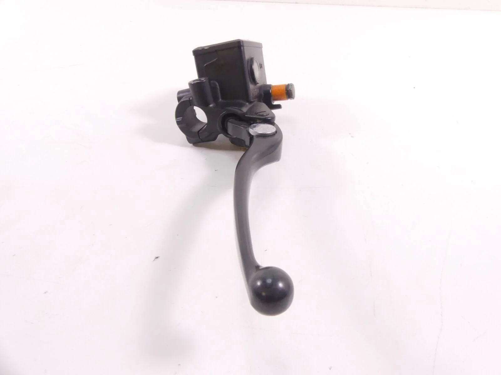 2006 Buell XB12SCG Lightning Front Brake Master Cylinder 1/2" N0200.02A8 - Image 4