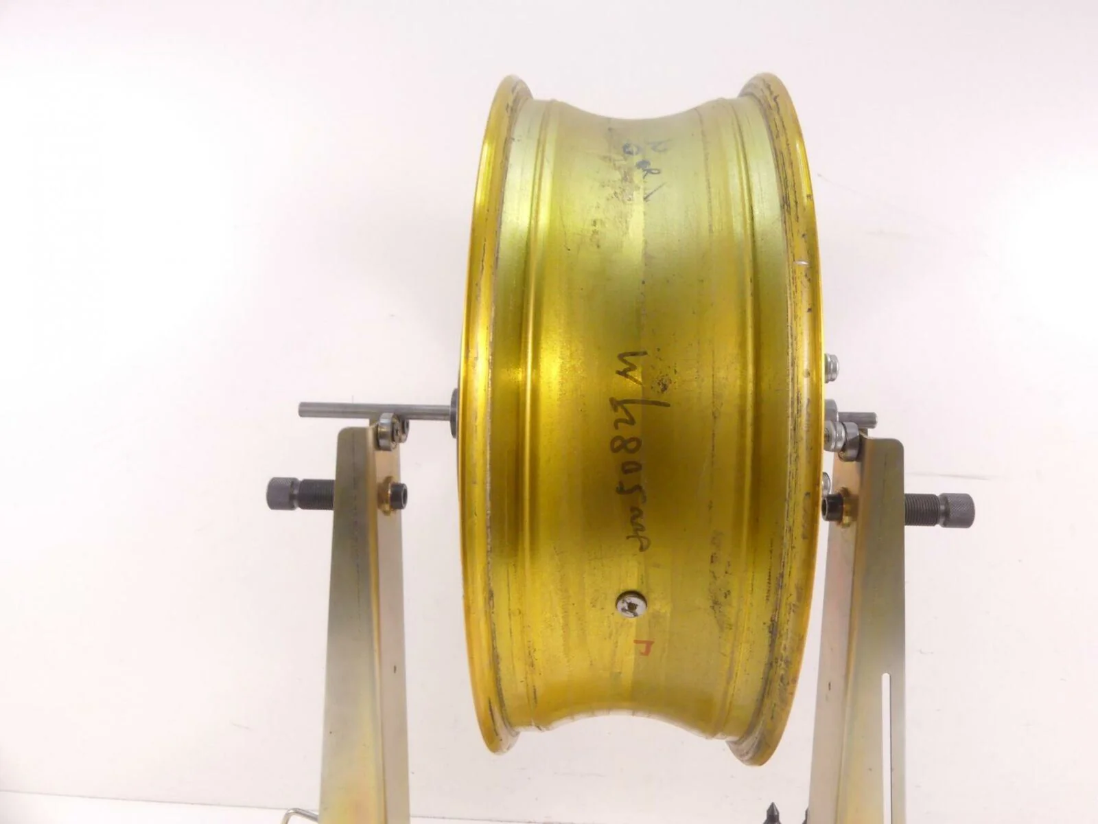 2006 Buell XB12SCG Lightning Straight Rear Wheel Wim 17x5.5 G0309.02A8 - Image 2
