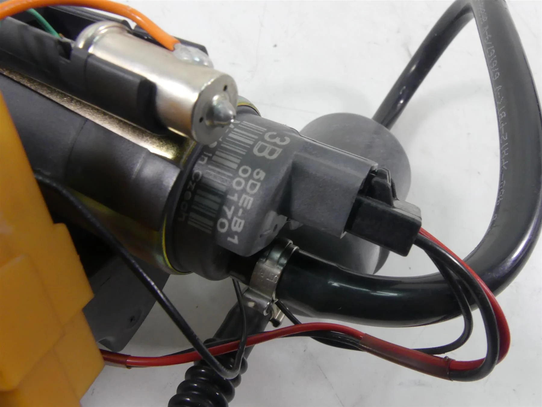 2006 Ducati 999 Biposto Fuel Gas Petrol Pump - Tested 16023622A - Image 5