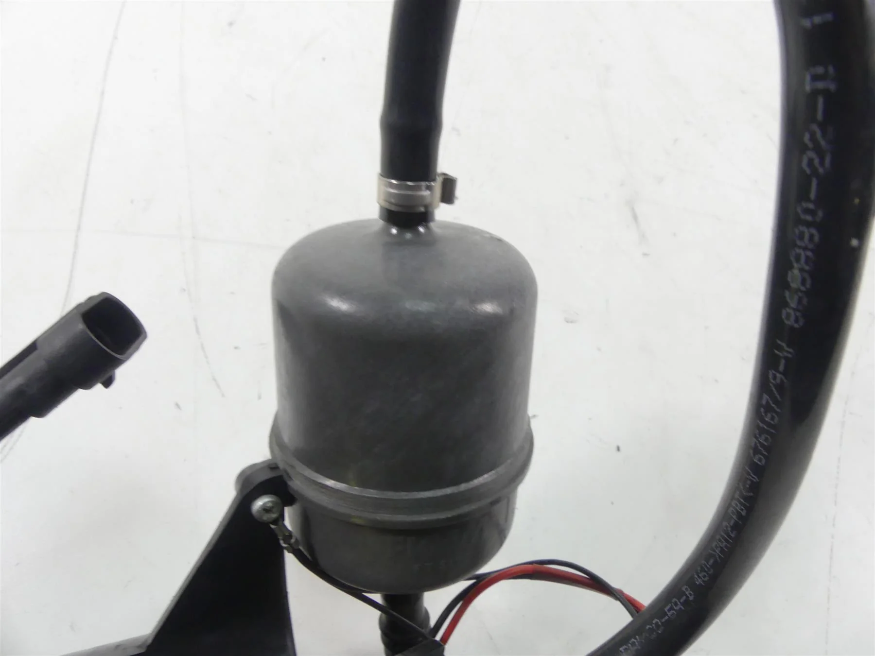 2006 Ducati 999 Biposto Fuel Gas Petrol Pump - Tested 16023622A - Image 8