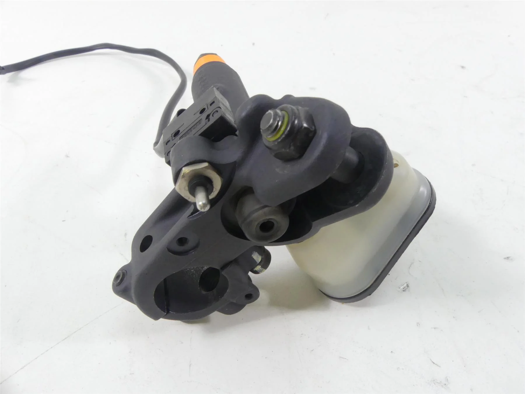 2006 Ducati Multistrada 1000S Brembo Clutch Master Cylinder 63040231A - Image 6
