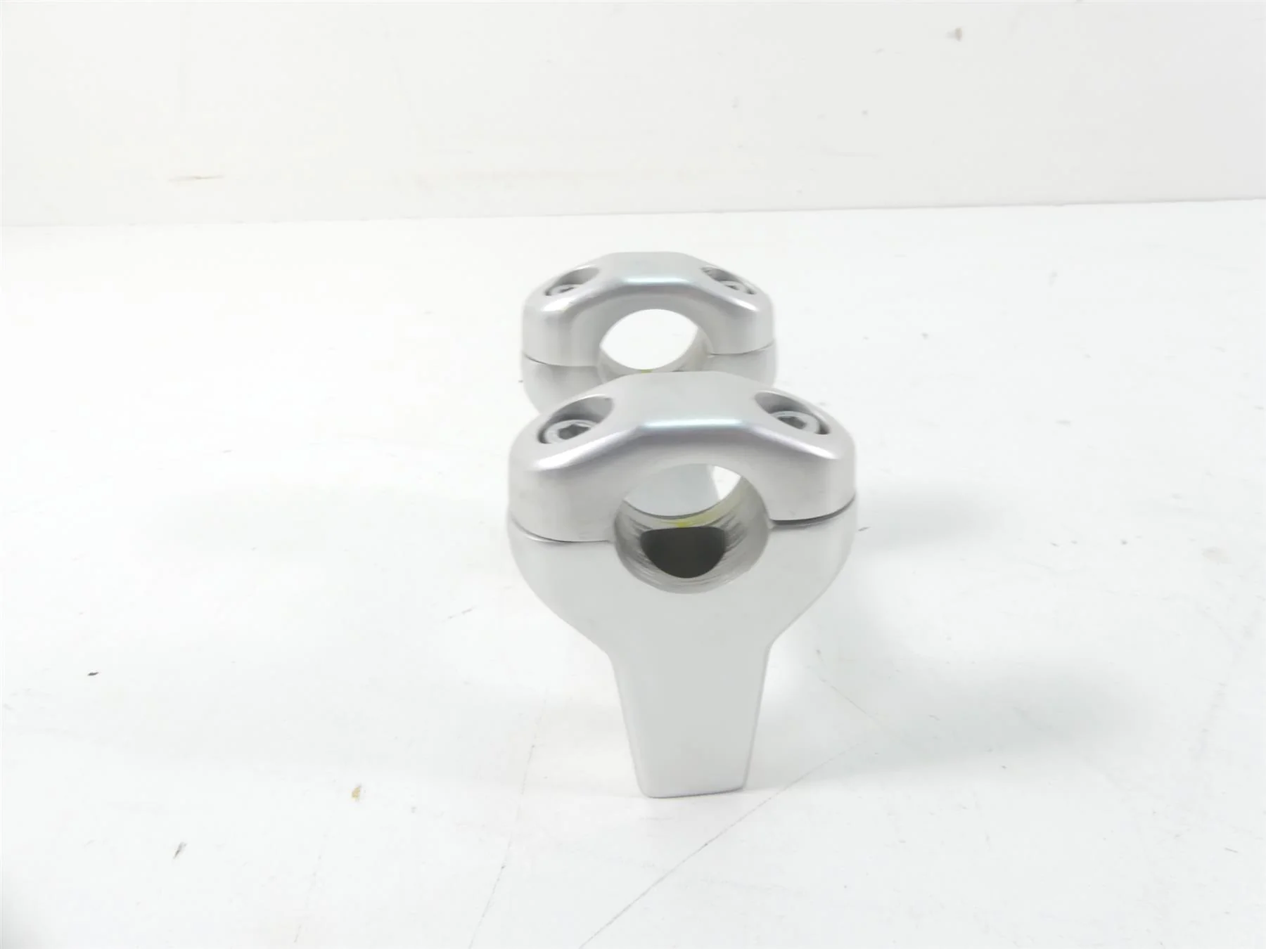 2006 Ducati Multistrada 1000S Handlebar Riser Holder Set 36010622A - Image 5