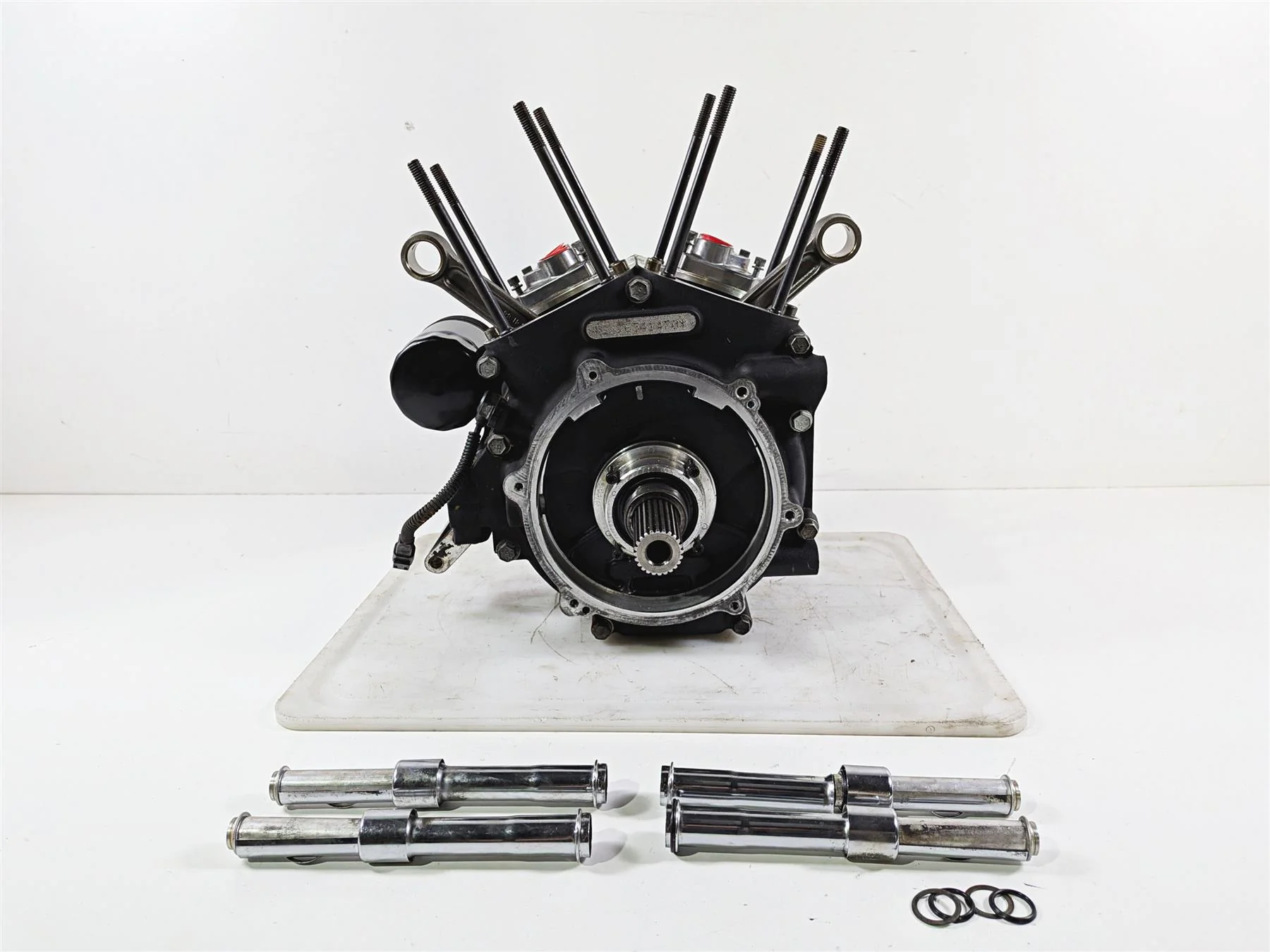 2006 Harley Davidson Dyna FXDBI Street Bob Bottom End Engine Crankcase 24621-06B - Image 3