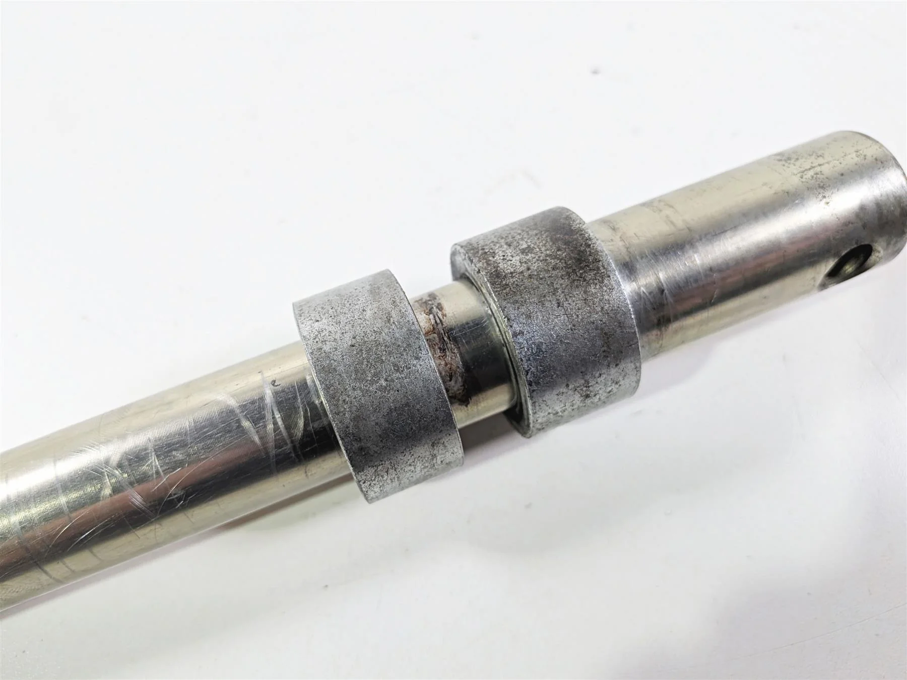 2006 Harley Davidson Dyna FXDBI Street Bob Front Axle Wheel Spindle 40928-06 - Image 6