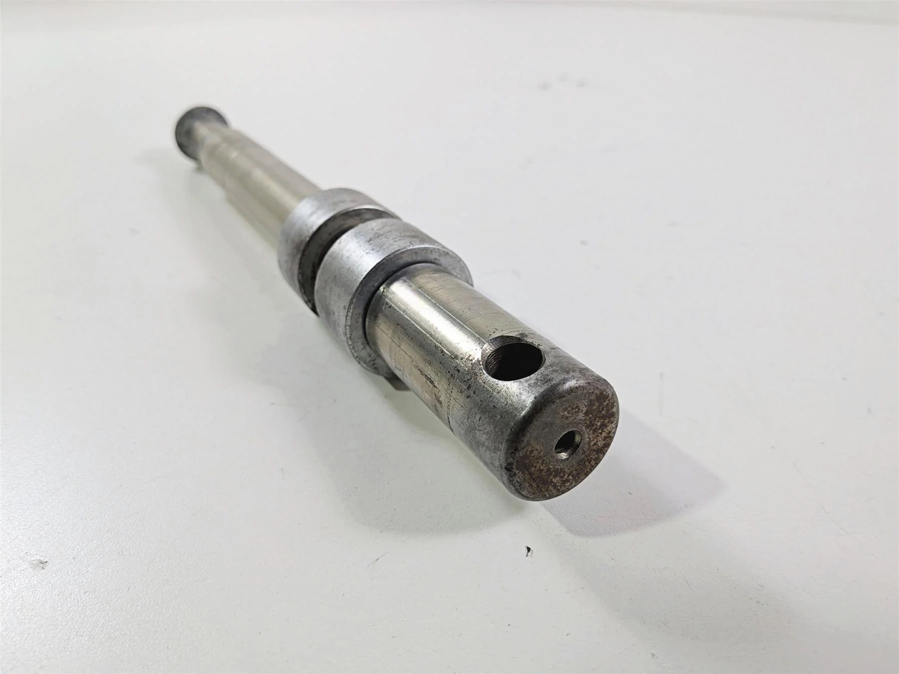 2006 Harley Davidson Dyna FXDBI Street Bob Front Axle Wheel Spindle 40928-06 - Image 7