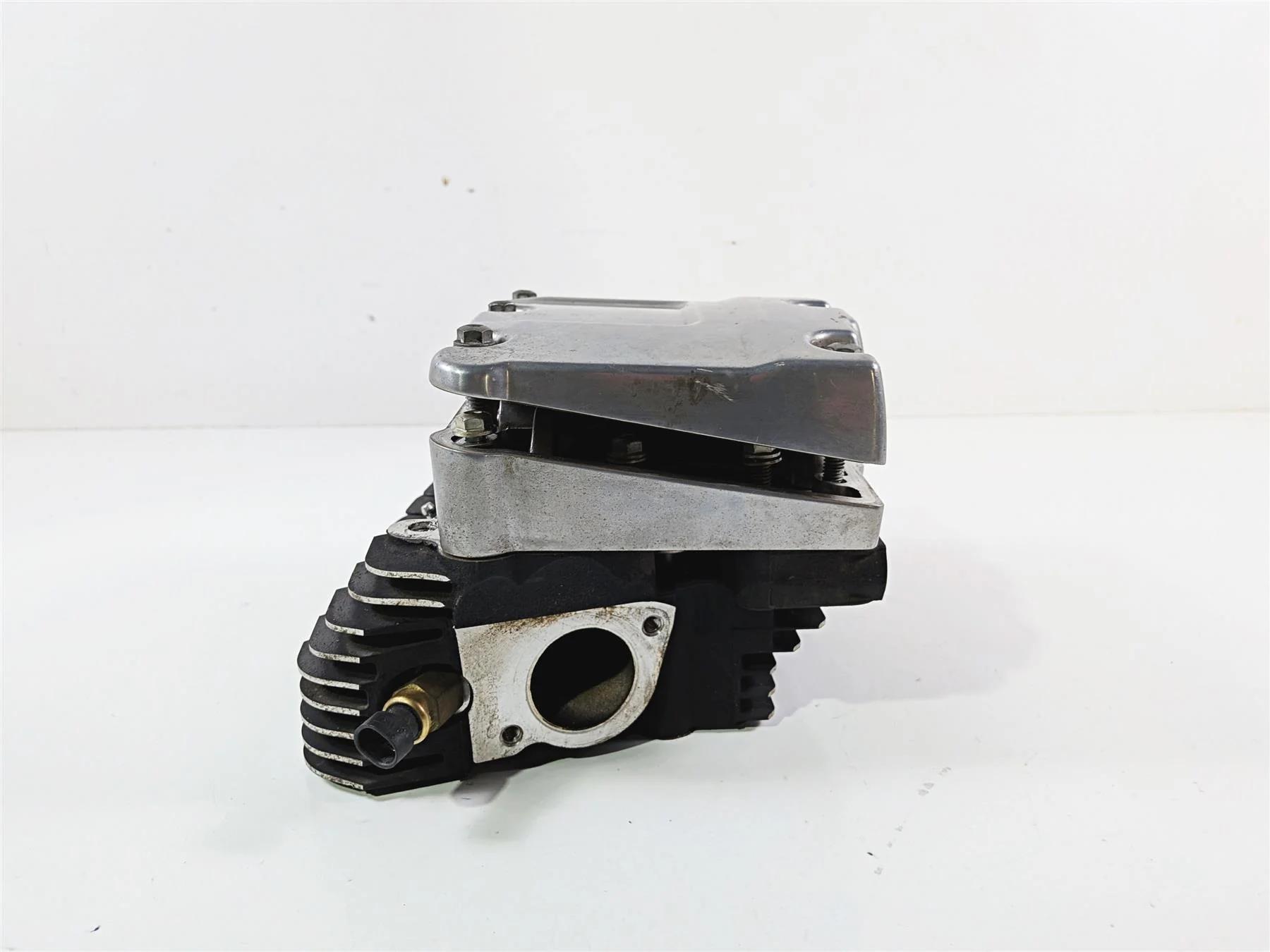 2006 Harley Davidson Dyna FXDBI Street Bob Front Cylinder Head & Rocker 17178-06 - Image 3