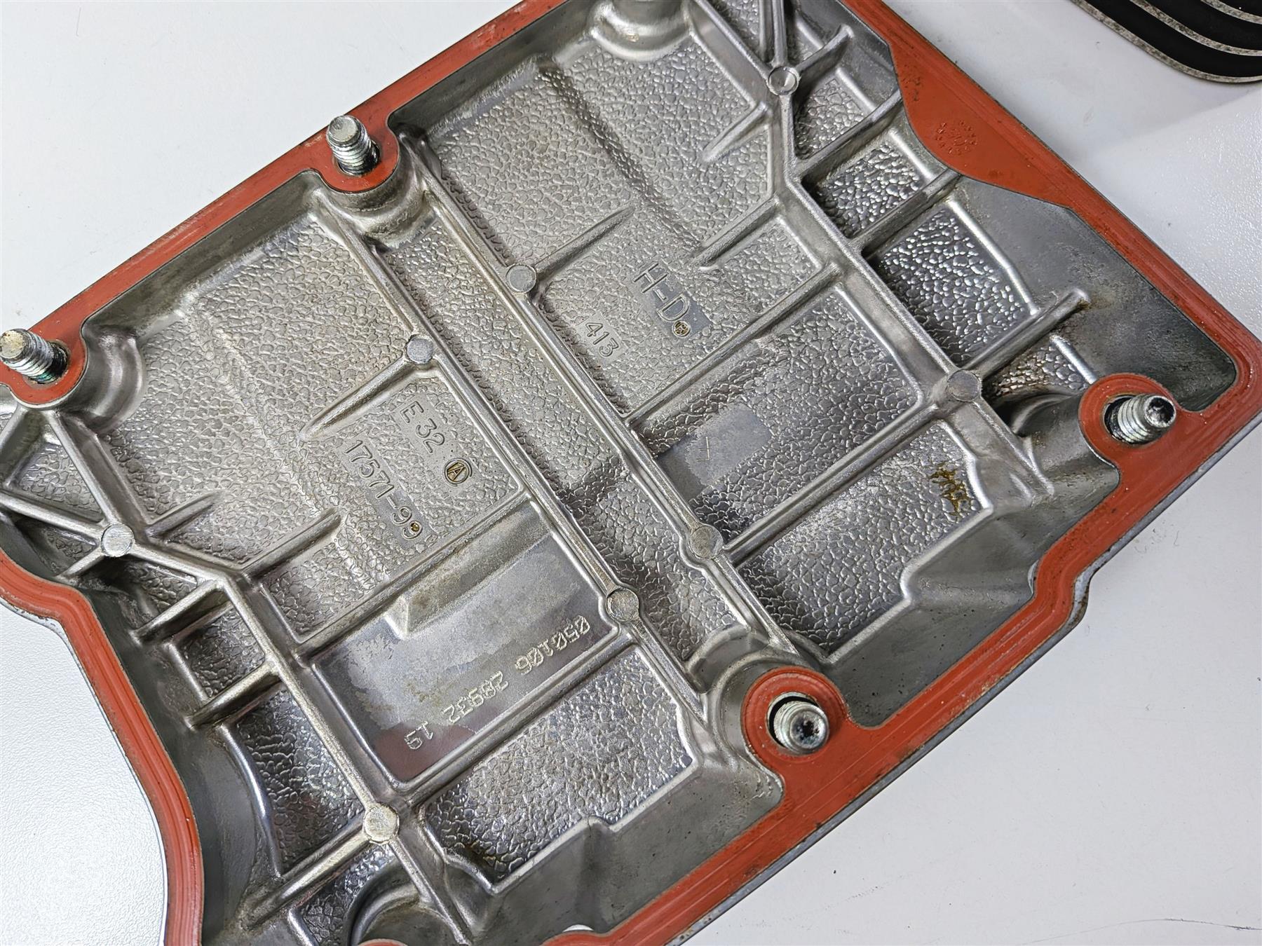 2006 Harley Davidson Dyna FXDBI Street Bob Front Cylinder Head & Rocker 17178-06 - Image 8