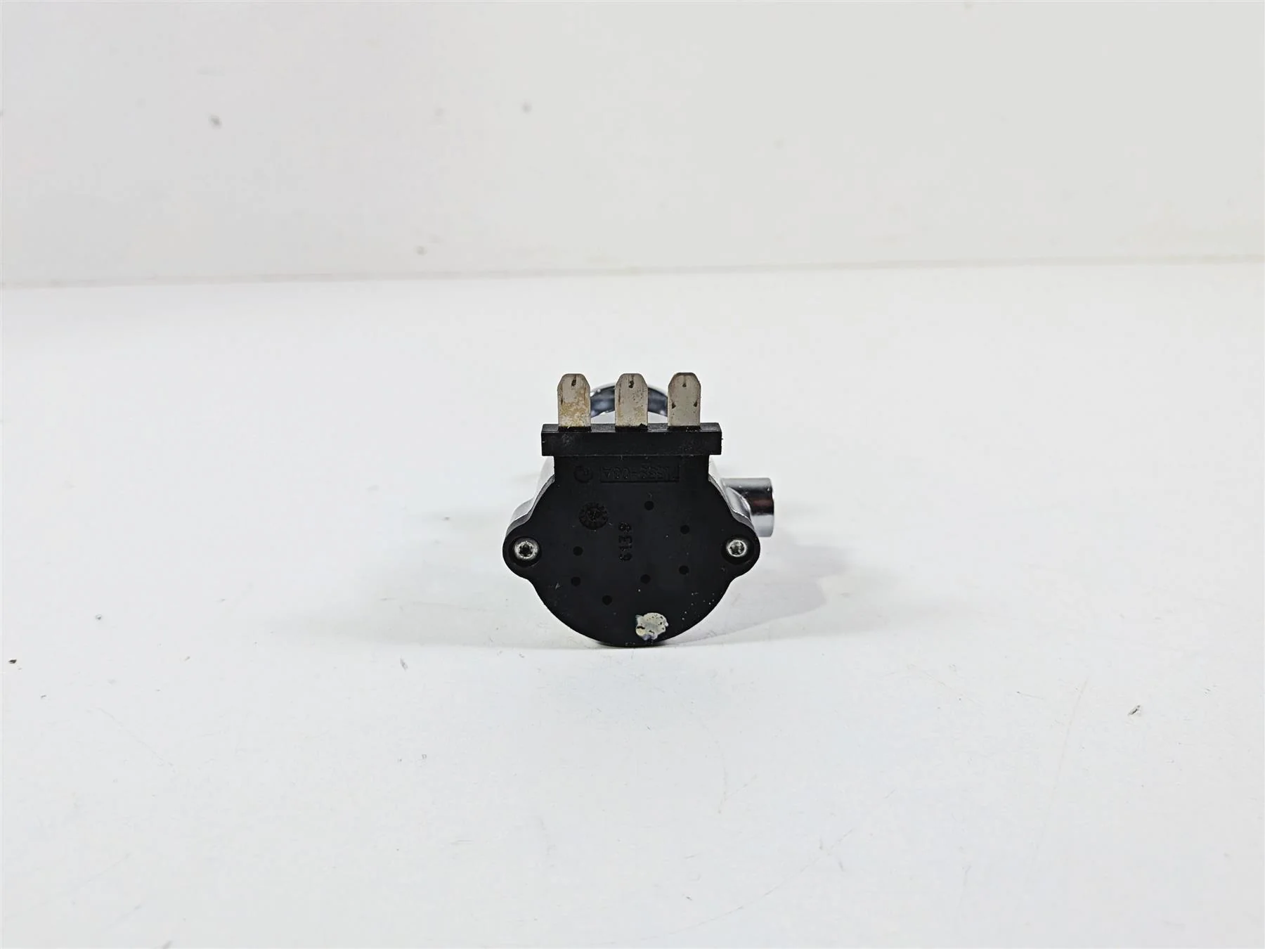 2006 Harley Davidson Dyna FXDBI Street Bob Ignition Switch Key Lock Set 71559-06 - Image 7