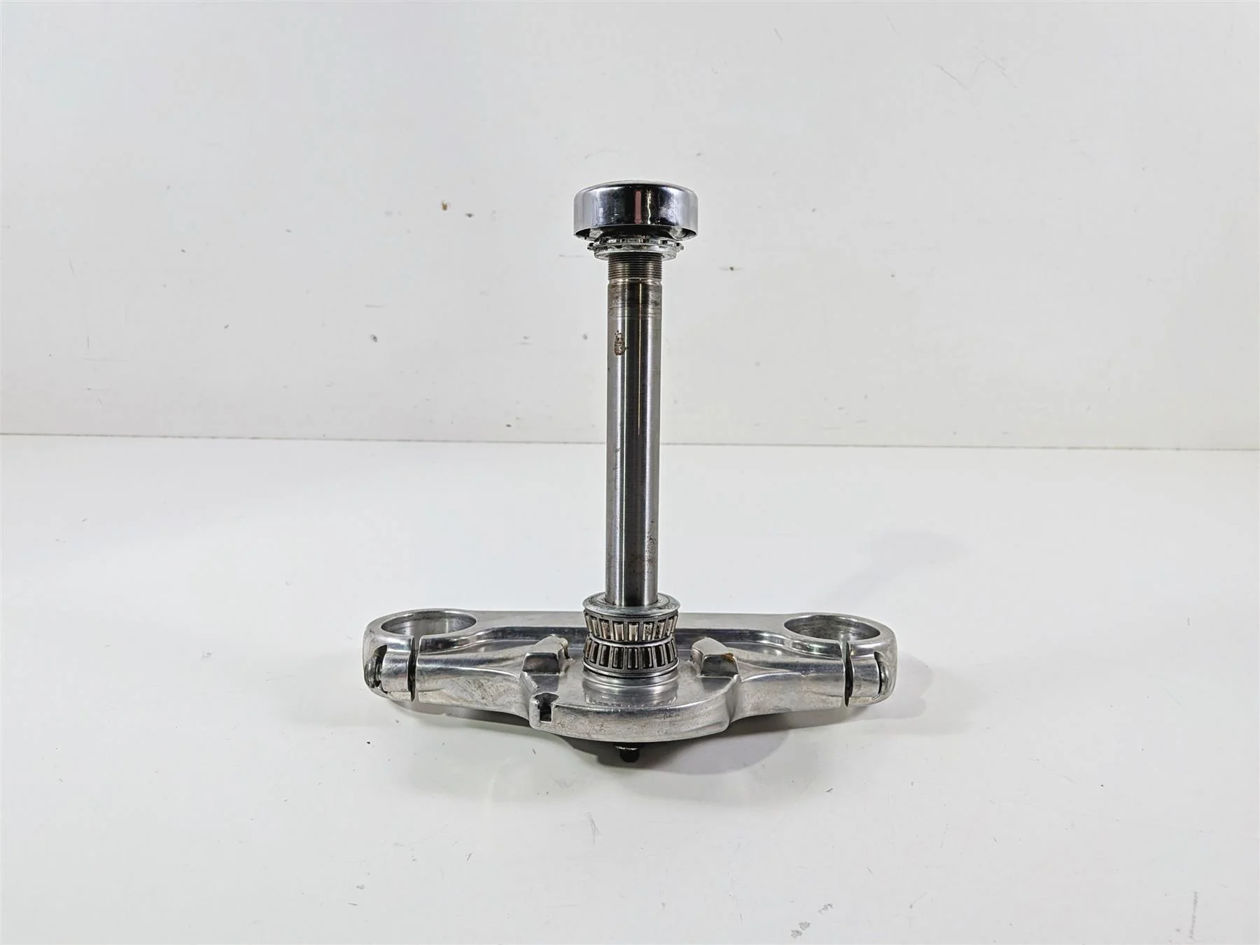 2006 Harley Davidson Dyna FXDBI Street Bob Lower Triple Tree - Read 46311-07 - Image 4