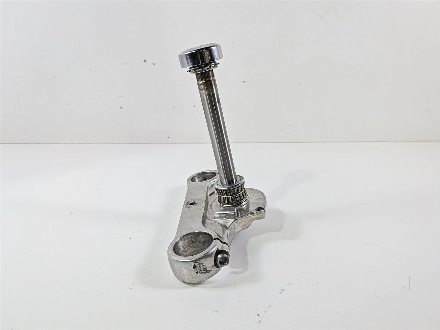 2006 Harley Davidson Dyna FXDBI Street Bob Lower Triple Tree - Read 46311-07 - Image 5