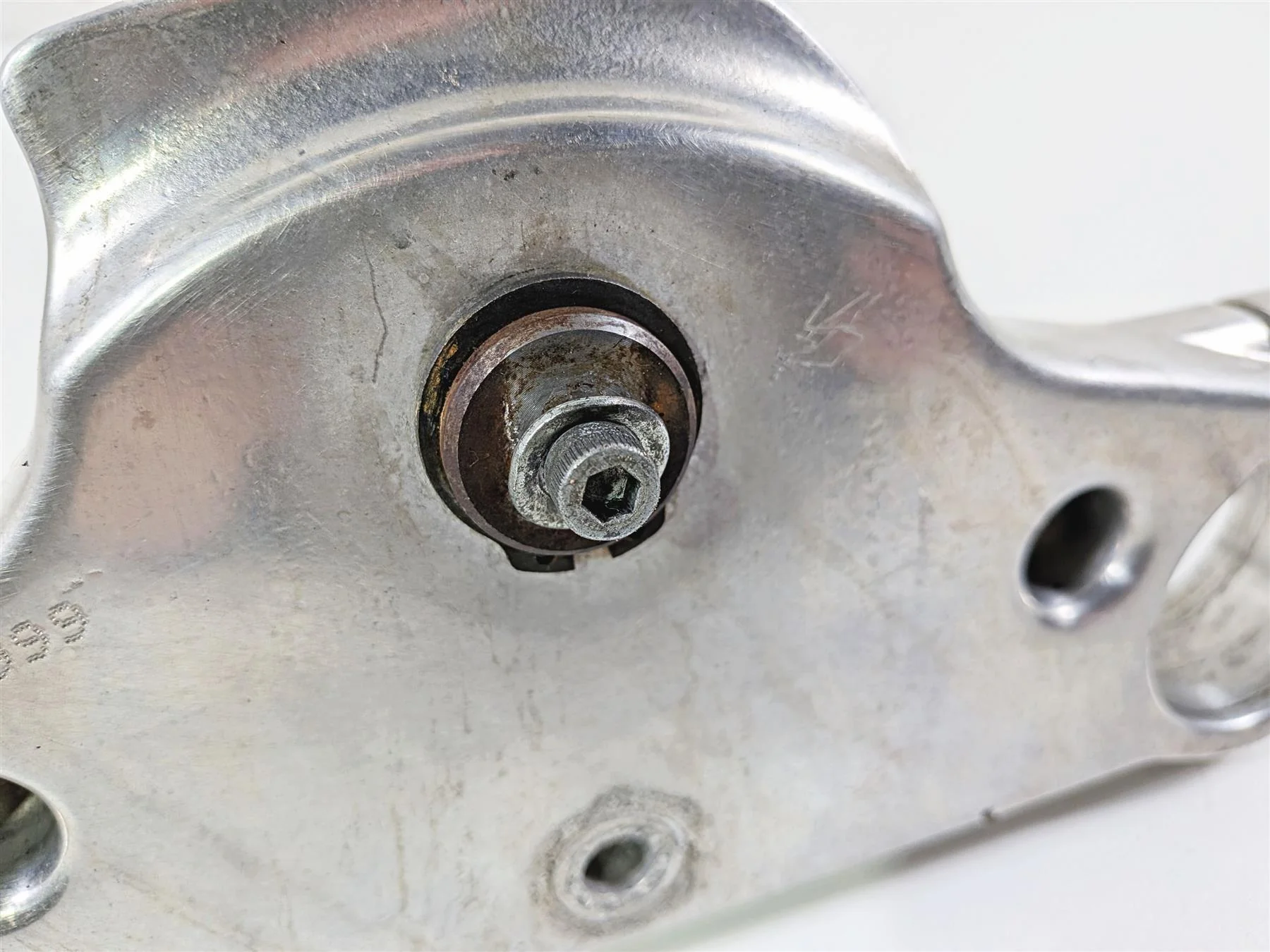 2006 Harley Davidson Dyna FXDBI Street Bob Lower Triple Tree - Read 46311-07 - Image 9