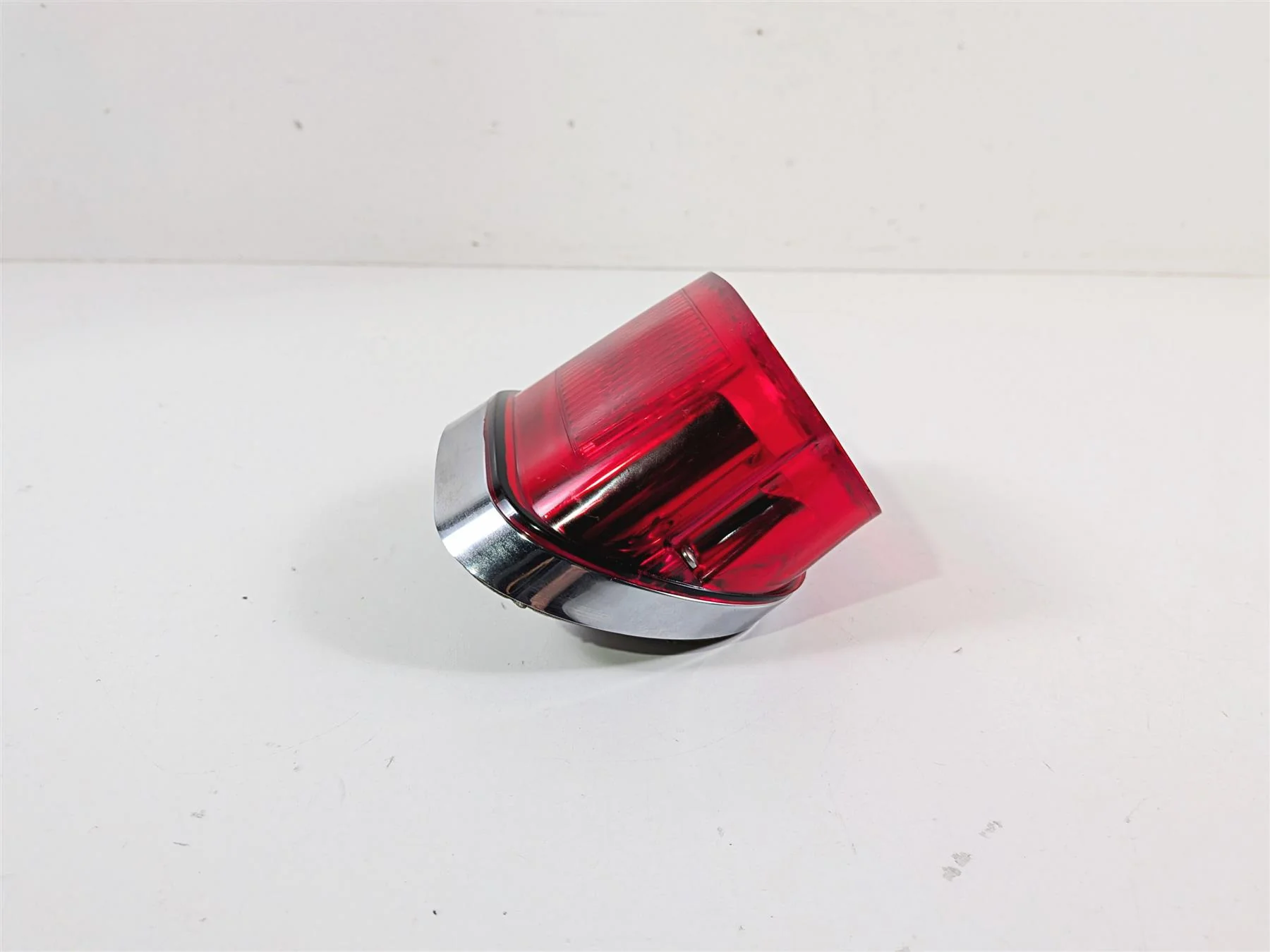 2006 Harley Davidson Dyna FXDBI Street Bob Taillight Tail Light Lamp 68140-04 - Image 3