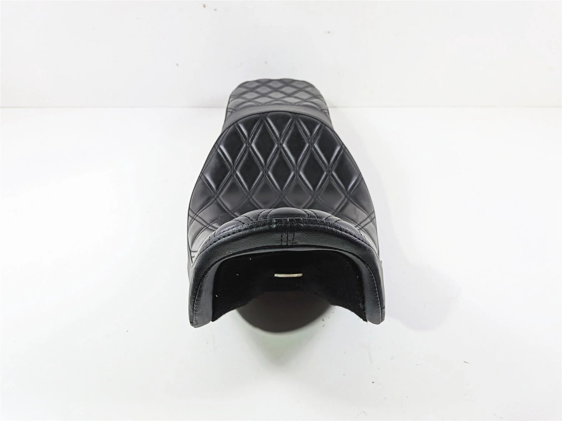2006 Harley Dyna FXDBI Drag Specialties Predator 2Up Seat - Read 0803-0541 - Image 5