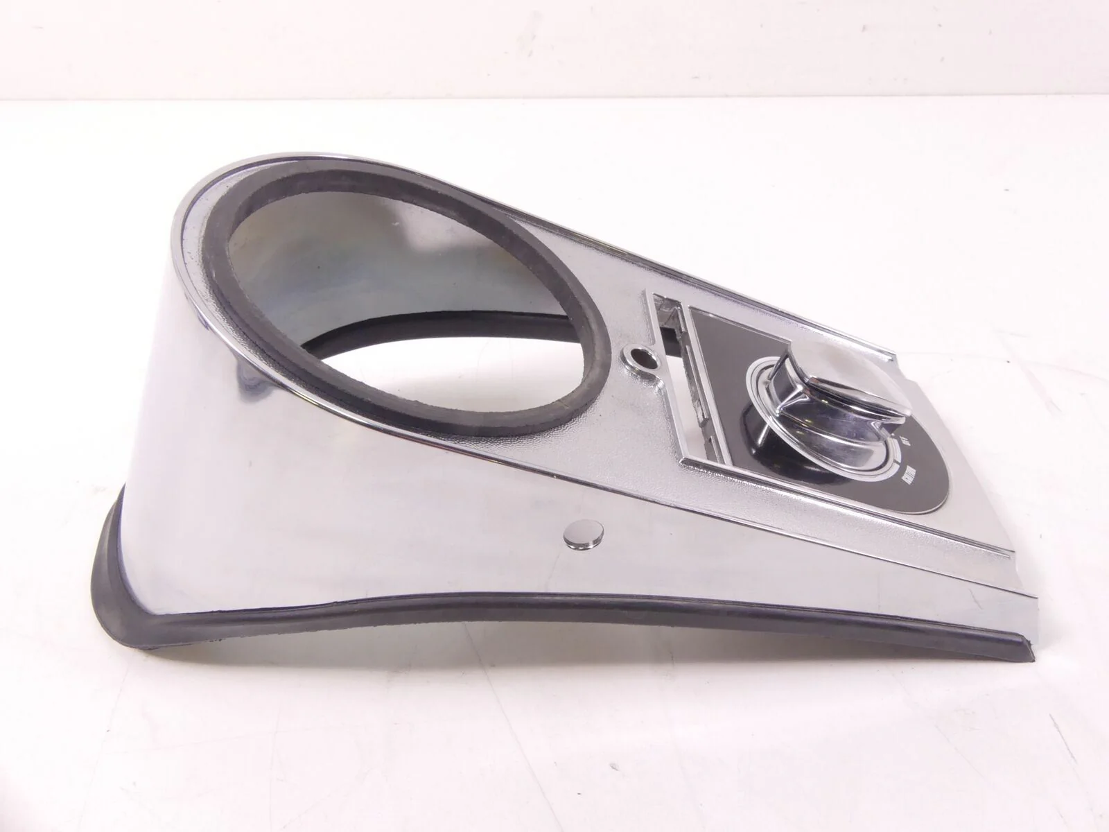 2006 Harley FLSTCI Softail Heritage Chrome Fuel Tank Dash Cover Fairing 71273-00 - Image 3
