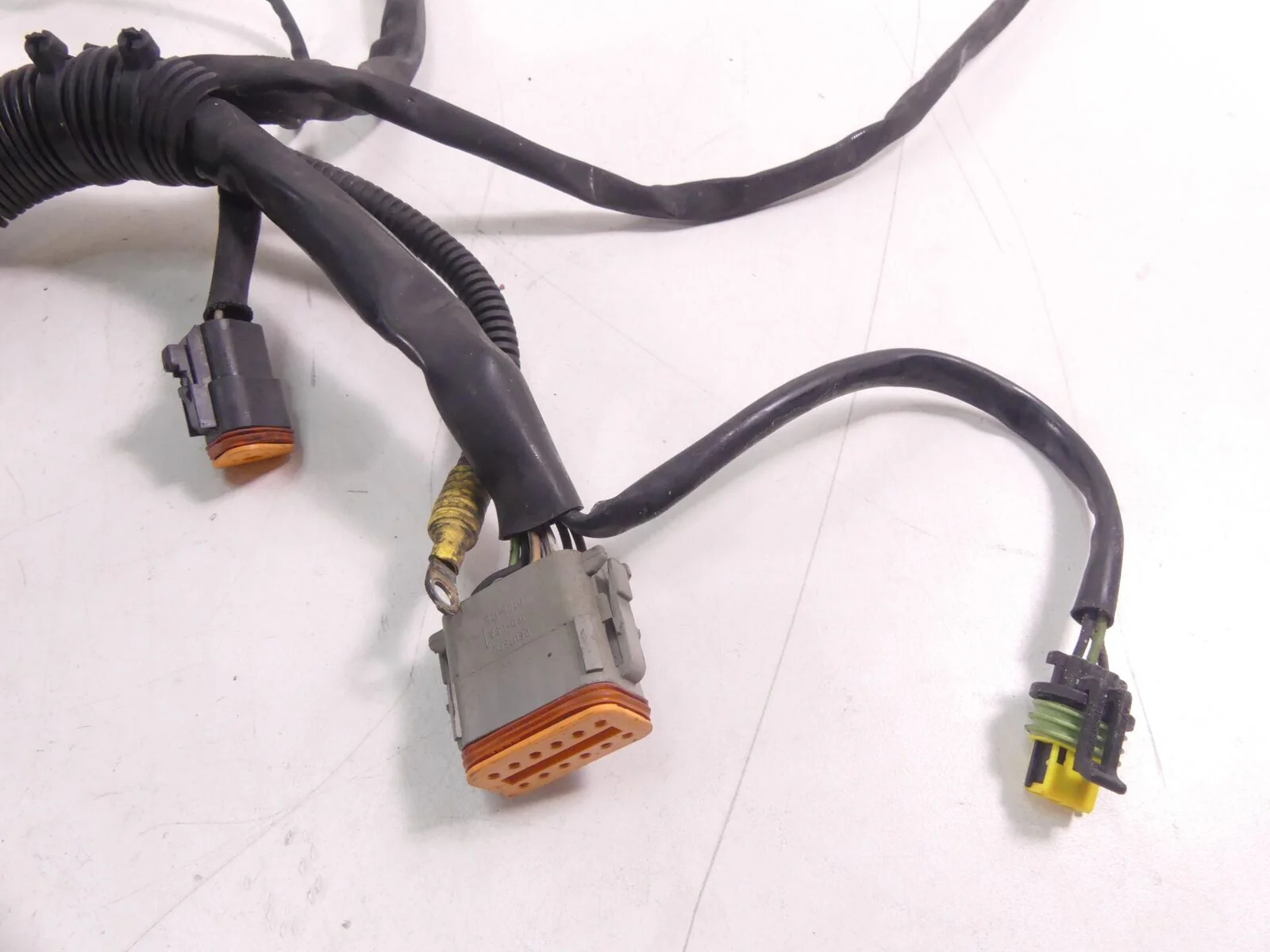 2006 Harley FLSTCI Softail Heritage Main Wiring Harness Loom - No Cut 70431-06 - Image 5