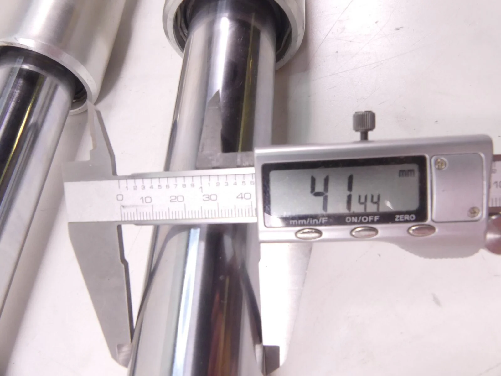2006 Harley FLSTCI Softail Heritage Straight Front Fork Leg Set - 41mm 45915-00 - Image 10