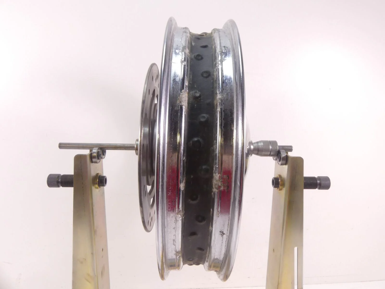 2006 Harley FLSTCI Softail Heritage Straight Front Wheel Rim 16x3 43005-05A - Image 2