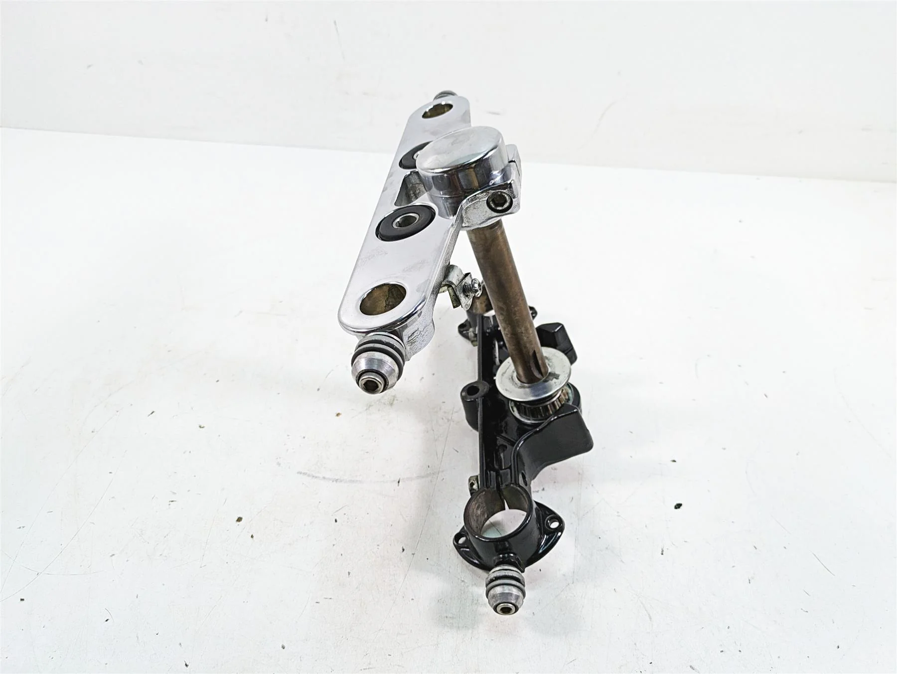 2006 Harley FLSTI Softail Heritage Lower & Upper Triple Tree Set 45605-00A - Image 12