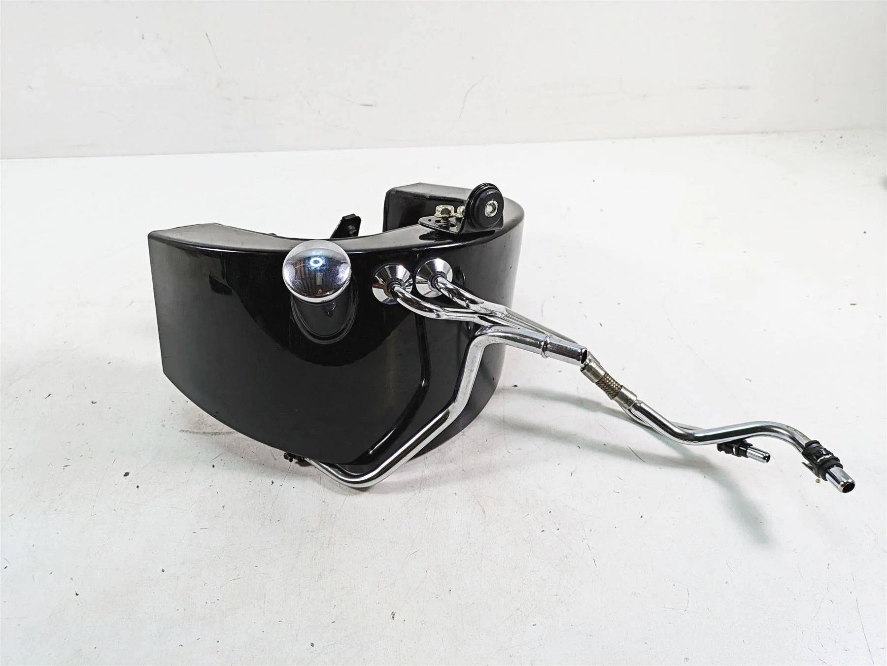 2006 Harley FLSTI Softail Heritage Oil Tank Reservoir & Lines 62492-00A