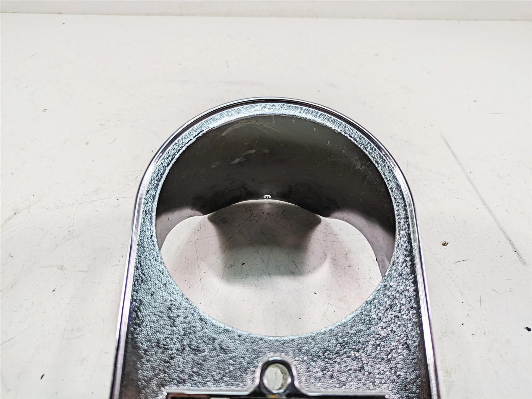 2006 Harley Softail FXSTSI Springer Tank Dash Console Cover 71273-00A - Image 12