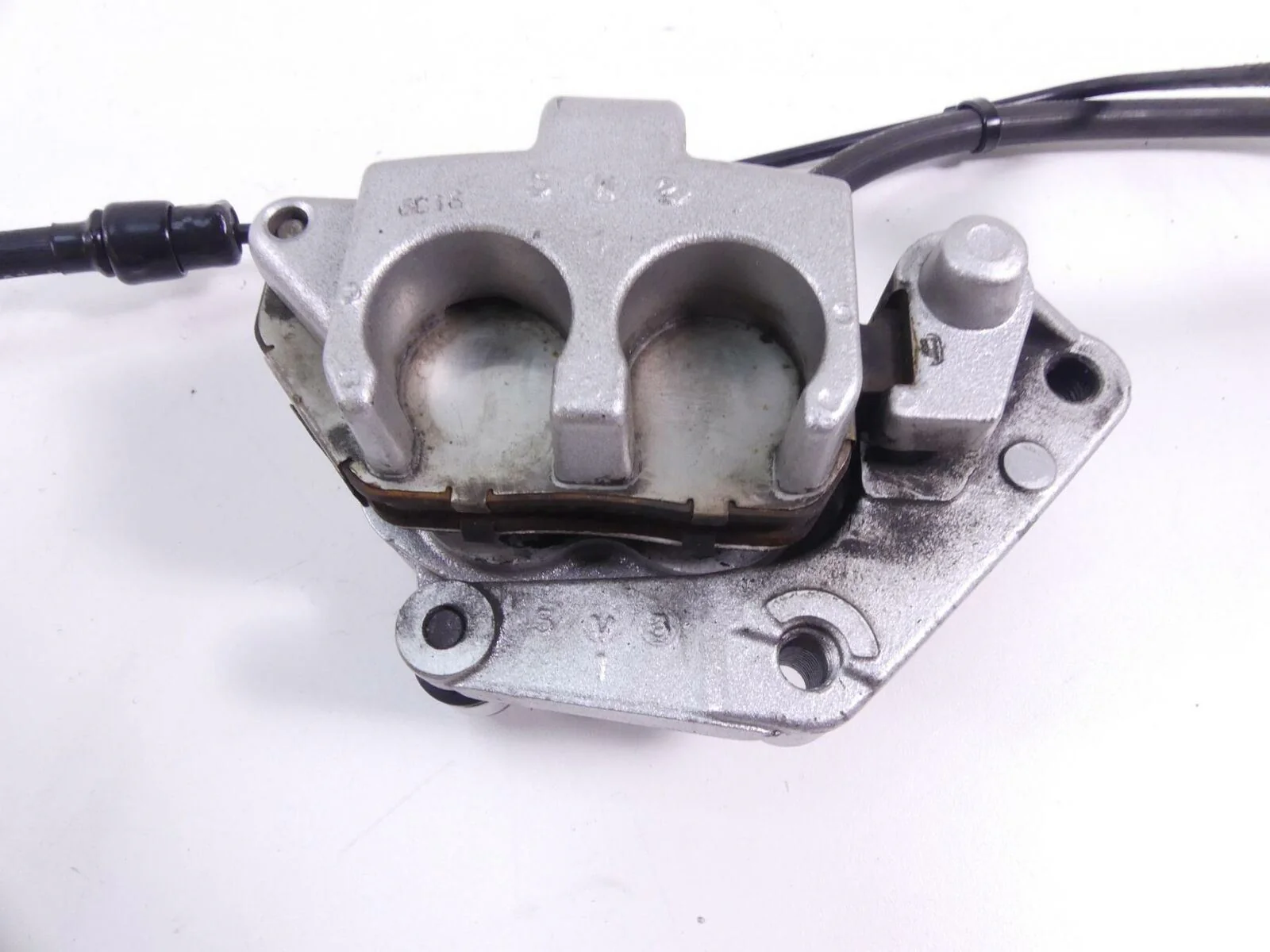 2006 Harley Sportster XL1200 C Front Brake Caliper & Line Set 44121-04A - Image 5