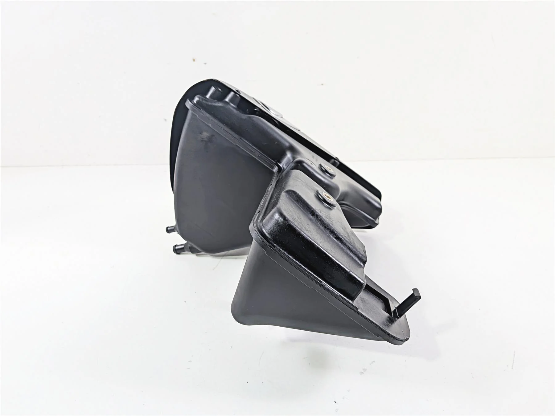 2006 Harley Sportster XL1200 C Oil Tank Reservoir & Dipstick    62888-04B - Image 3