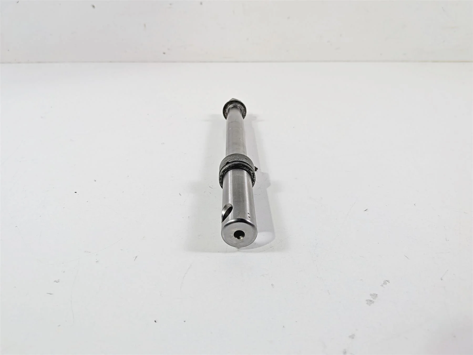2006 Harley Sportster XL1200 C Straight Front Axle Wheel Spindle 43895-00 - Image 2