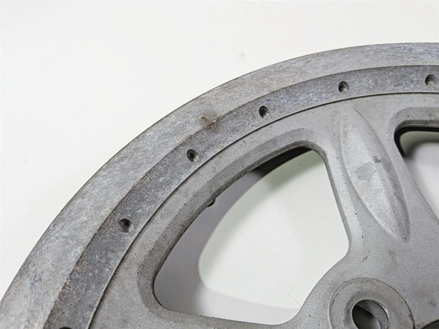 2006 Harley Sportster XL883 Low Drive Belt Pulley Sprocket 68t 1 1/8" 40354-04 - Image 8