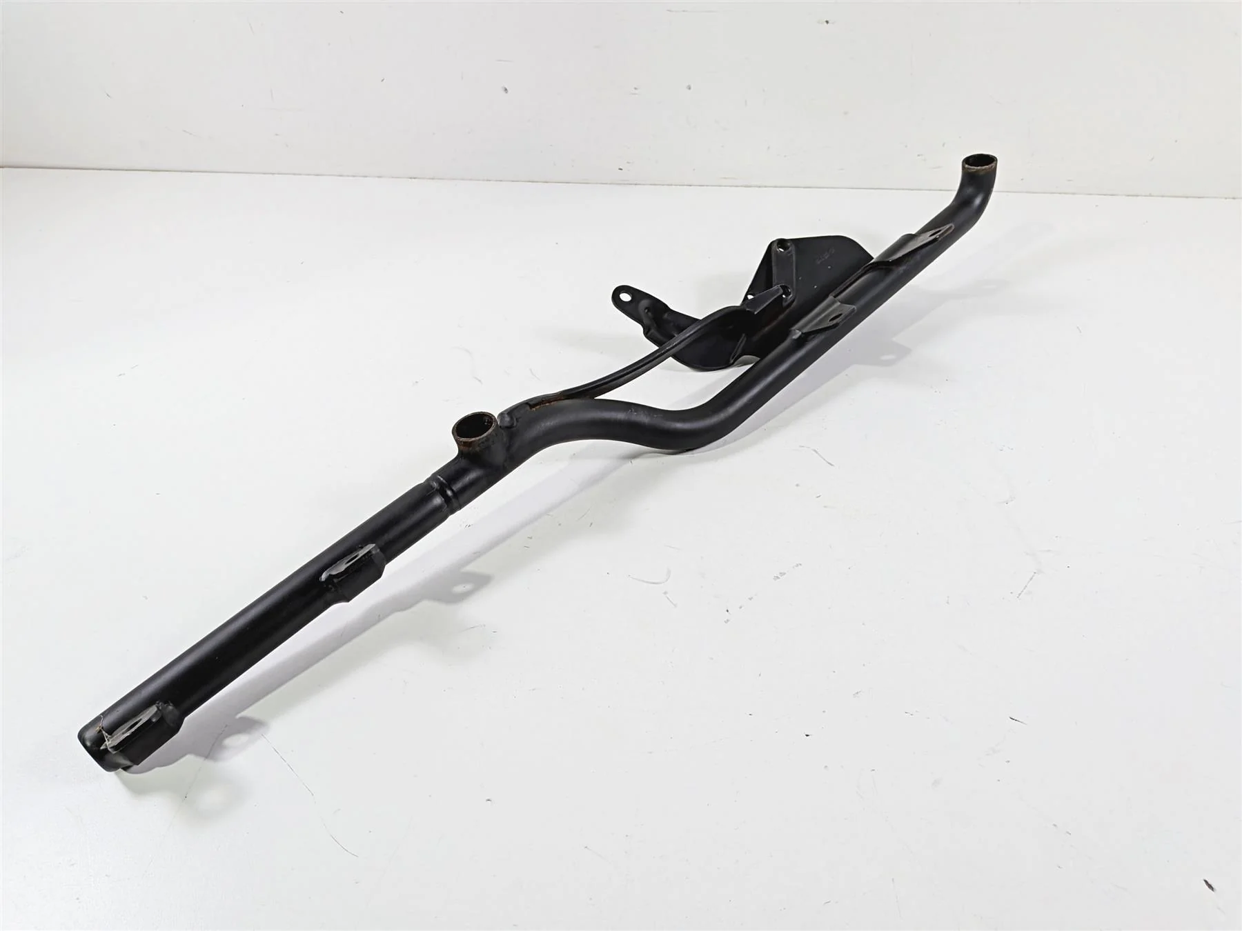 2006 Harley Sportster XL883 Low Exhaust Mount Cross Over Pipe Holder 64855-04 - Image 11