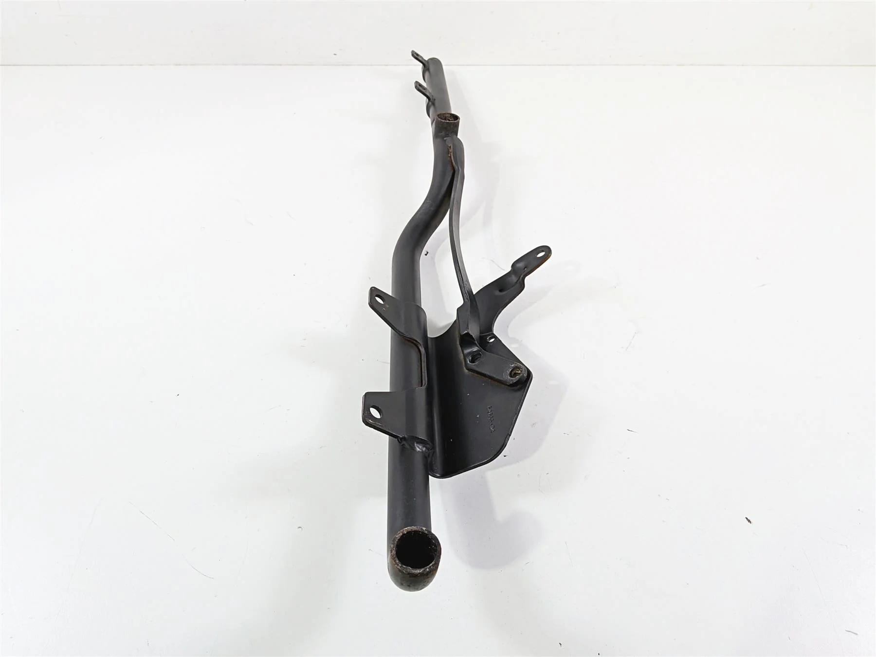 2006 Harley Sportster XL883 Low Exhaust Mount Cross Over Pipe Holder 64855-04 - Image 5