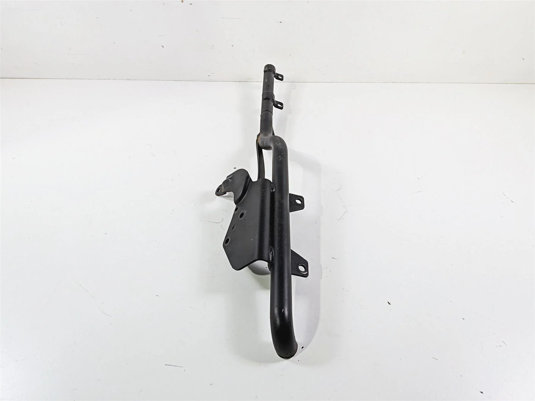 2006 Harley Sportster XL883 Low Exhaust Mount Cross Over Pipe Holder 64855-04 - Image 8