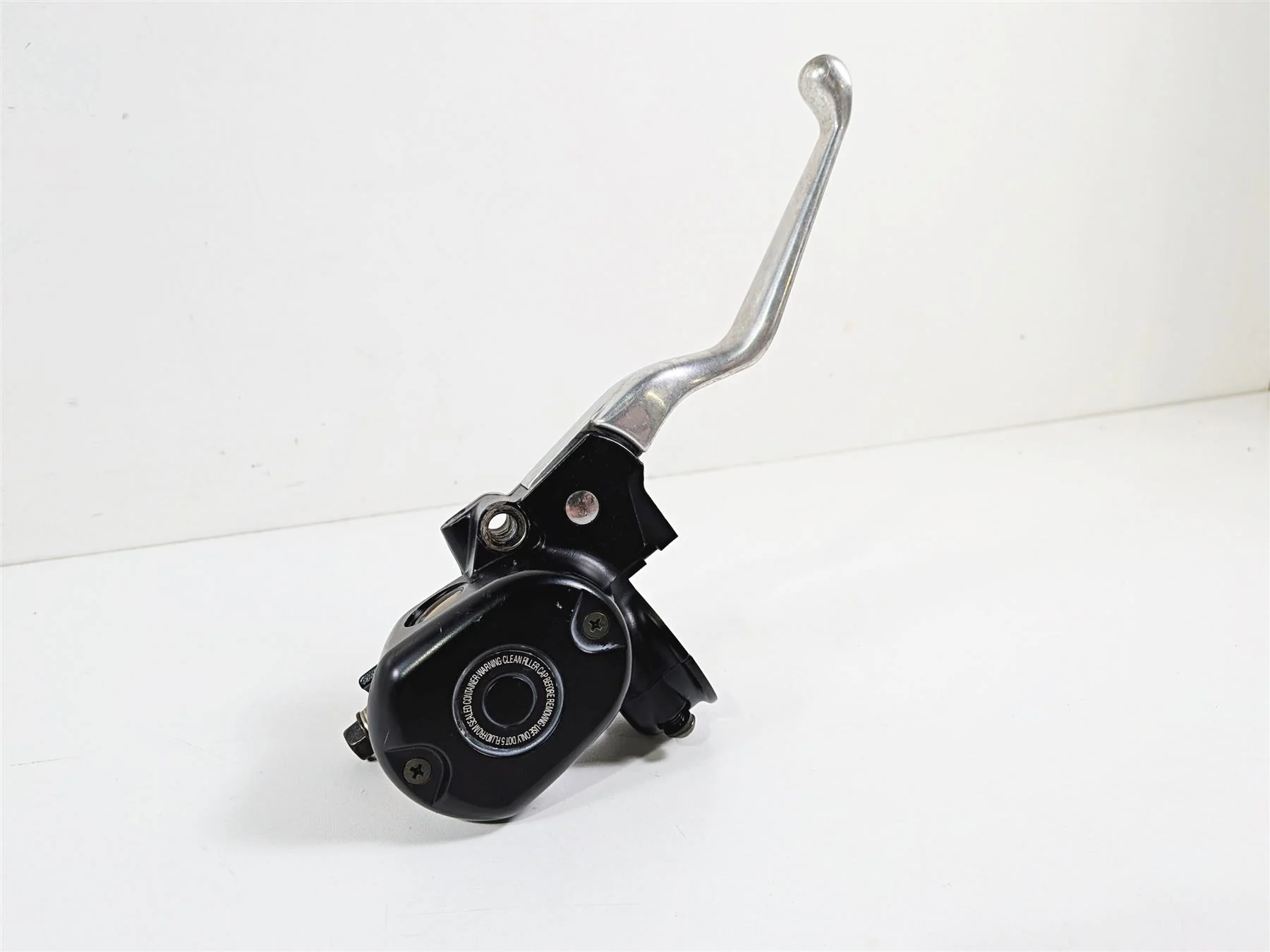 2006 Harley Sportster XL883 Low Front Brake Master Cylinder 45146-04 - Image 12