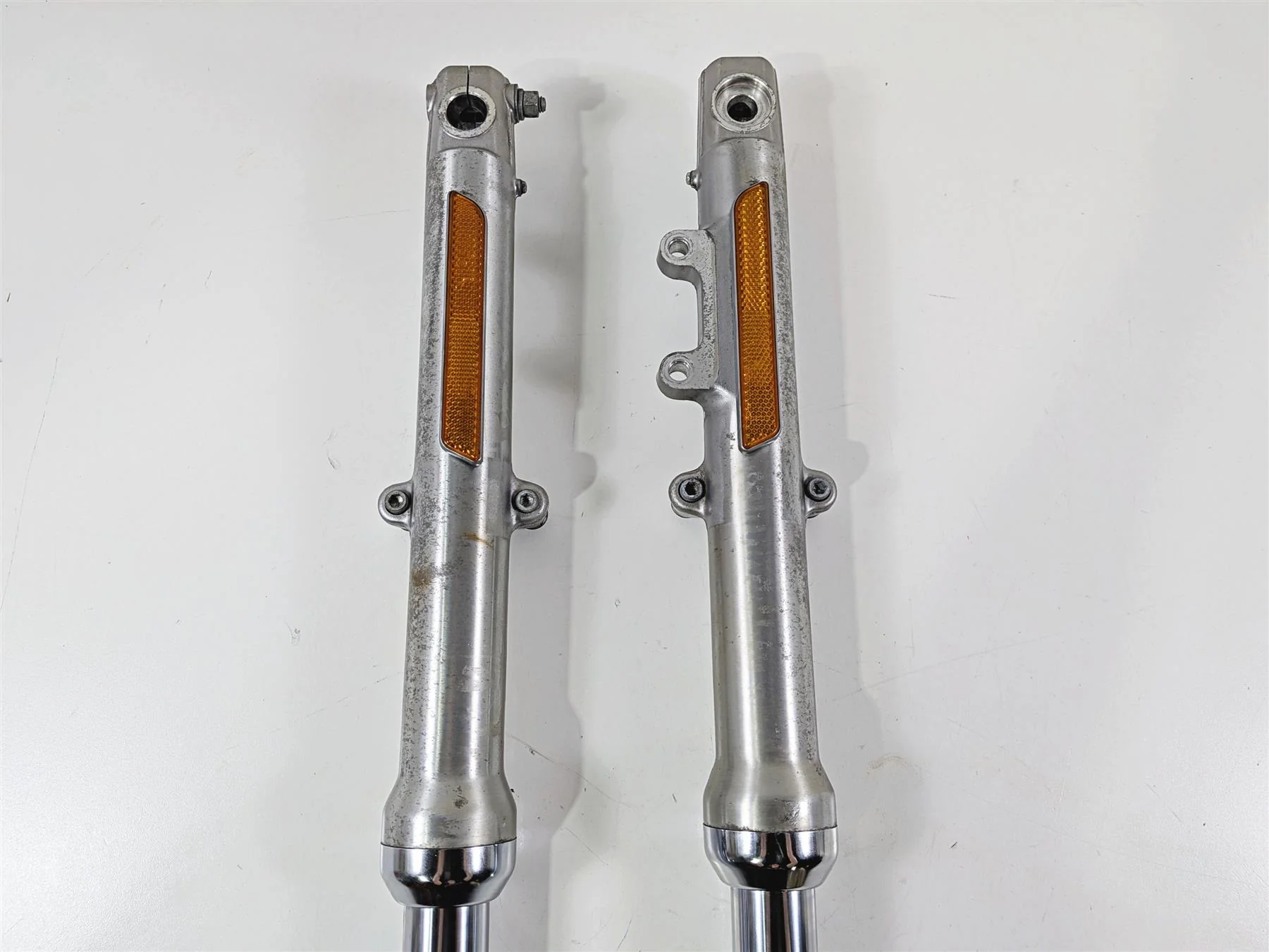 2006 Harley Sportster XL883 Low Front Fork Leg Set 39mm 46307-05 46308-05 - Image 3