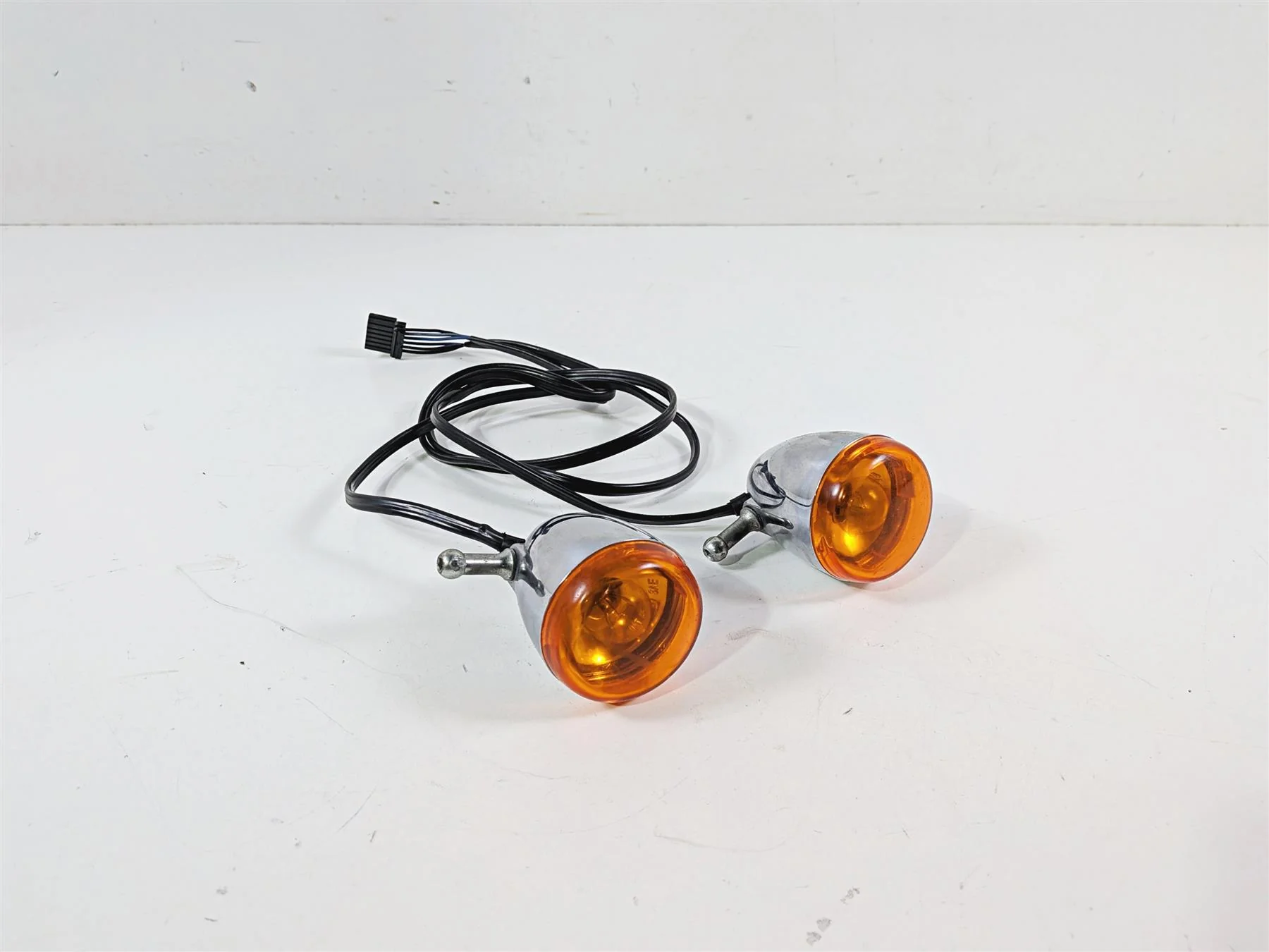 2006 Harley Sportster XL883 Low Front Turn Signal Blinker Set Chrome 68972-00 - Image 3