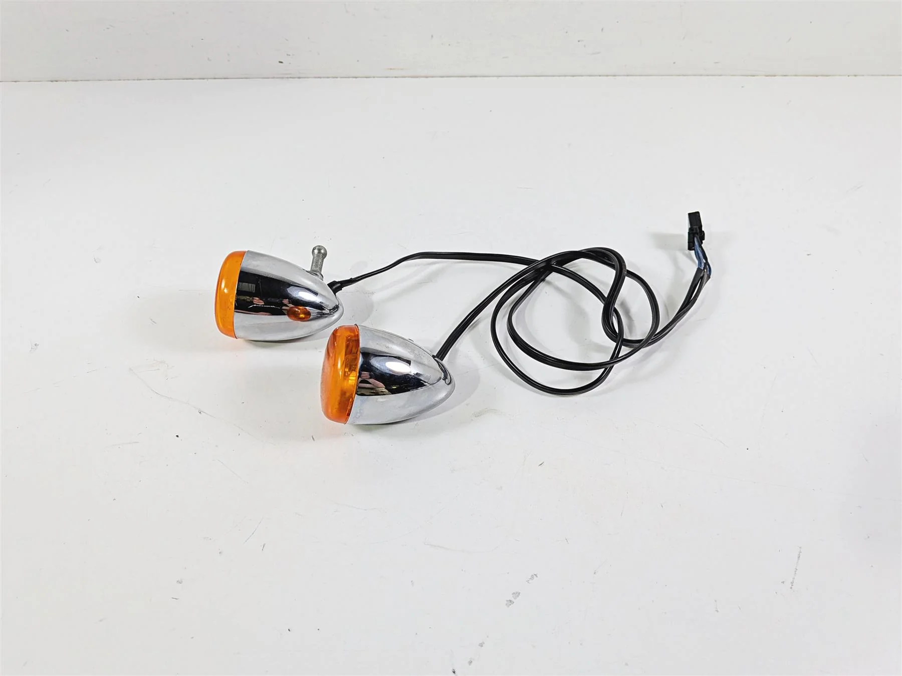 2006 Harley Sportster XL883 Low Front Turn Signal Blinker Set Chrome 68972-00 - Image 5