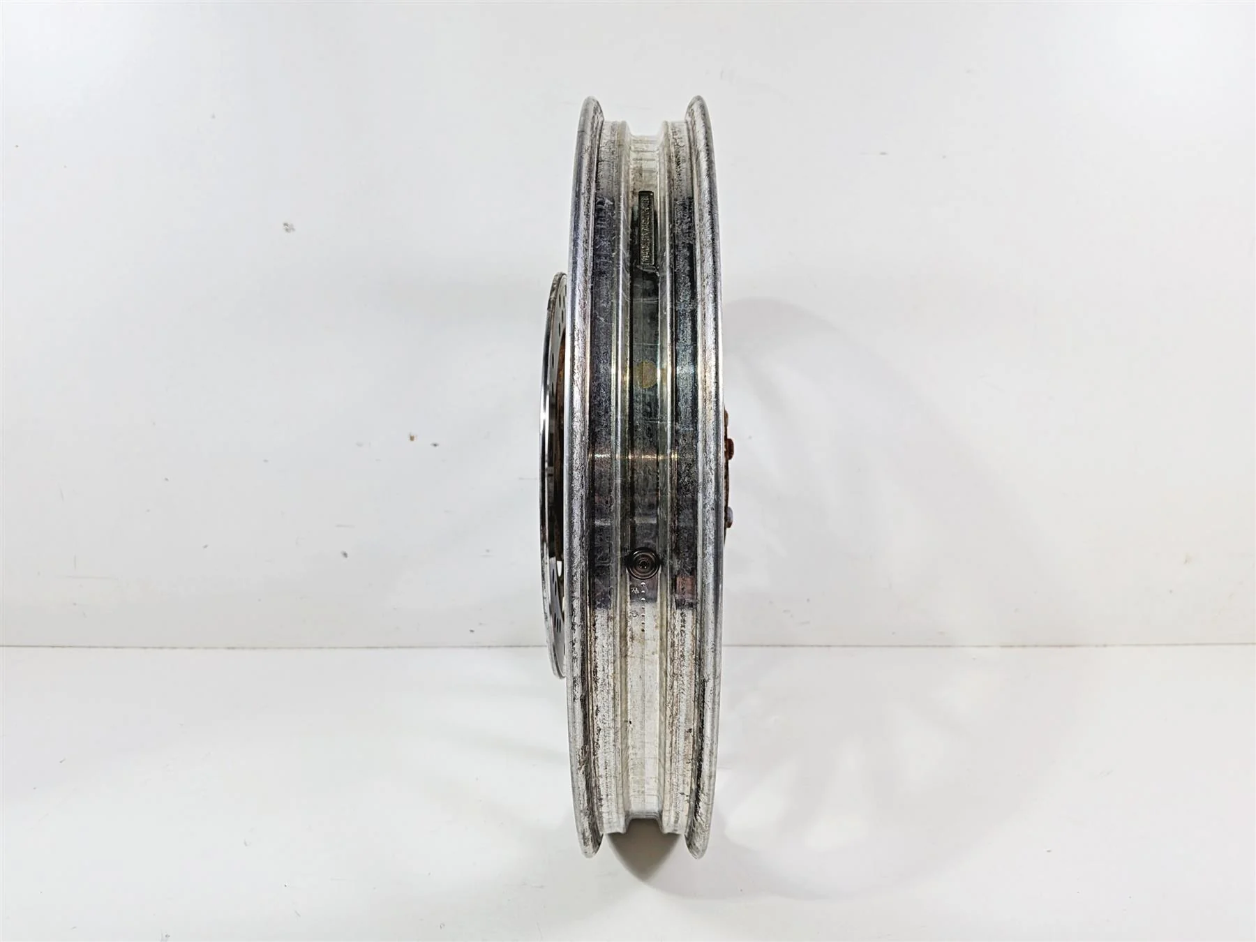 2006 Harley Sportster XL883 Low Front Wheel Rim 19x2.15 13 Spoke 43499-00A - Image 3