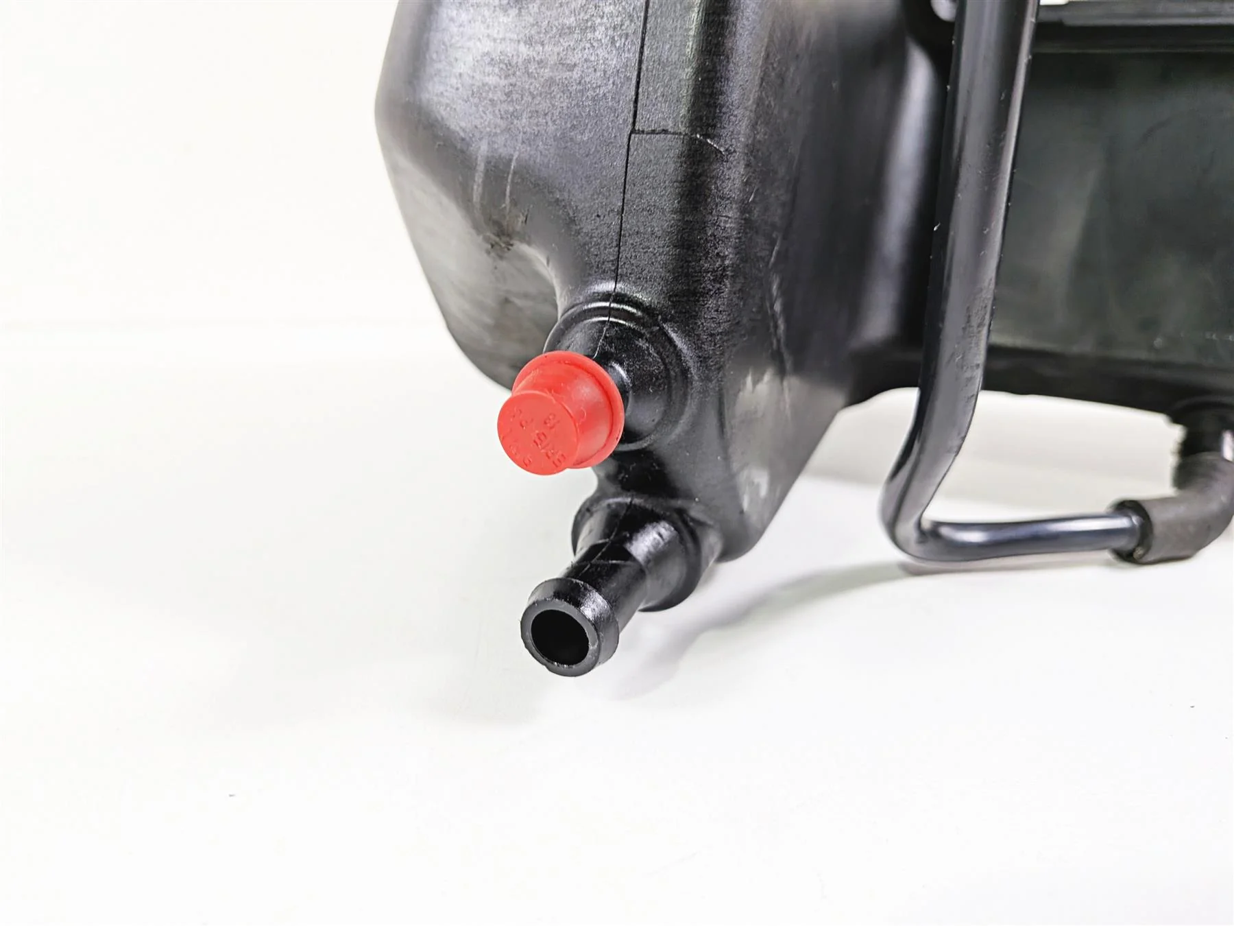 2006 Harley Sportster XL883 Low Oil Tank Reservoir & Dipstick 62888-04 - Image 11