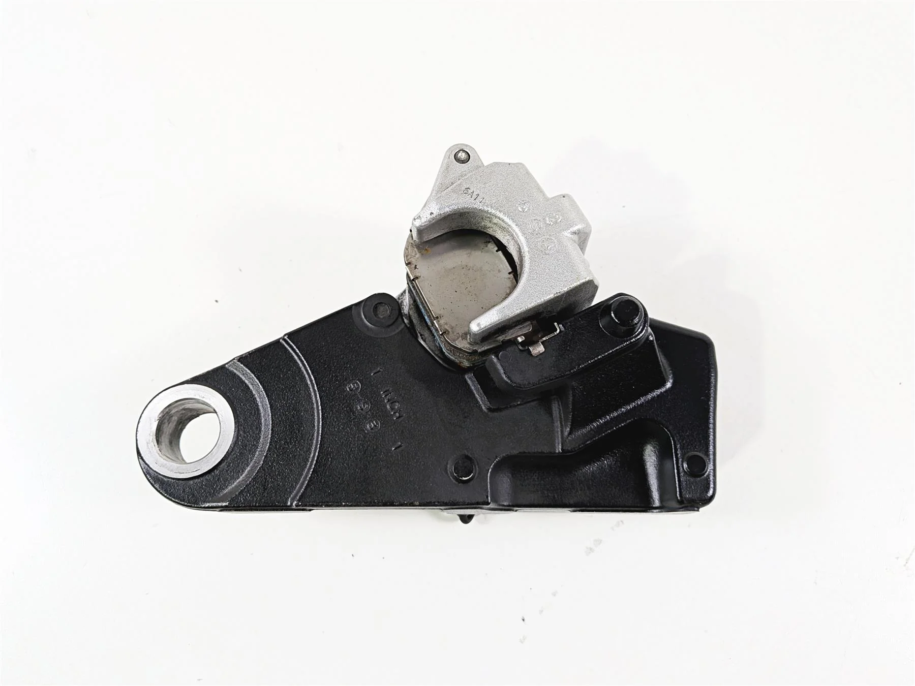 2006 Harley Sportster XL883 Low Rear Brake Caliper & Mount 40968-05A - Image 6
