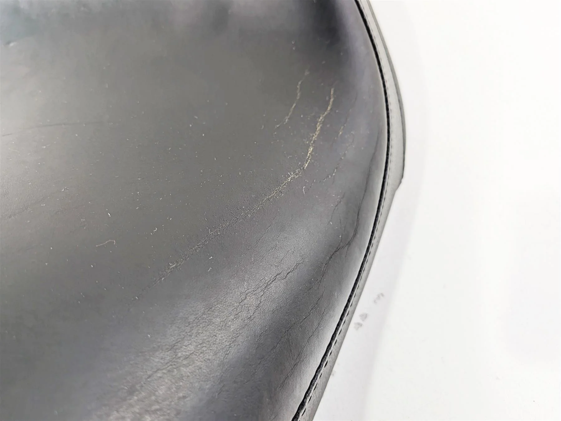 2006 Harley Sportster XL883 Low Seat Saddle Drag Specialties - Image 6