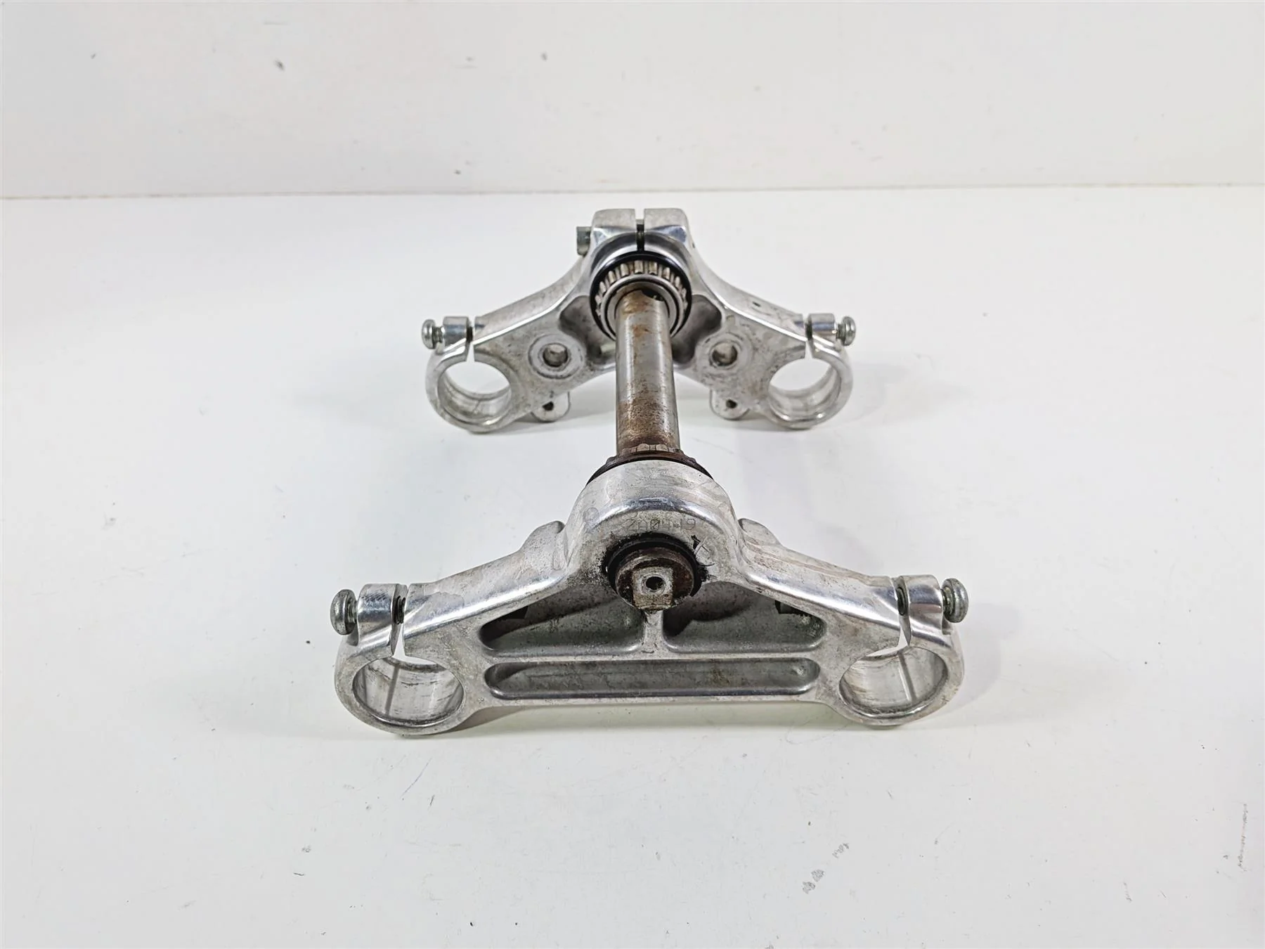 2006 Harley Sportster XL883 Low Upper Lower Triple Tree 39mm 46126-04 45966-04 - Image 10